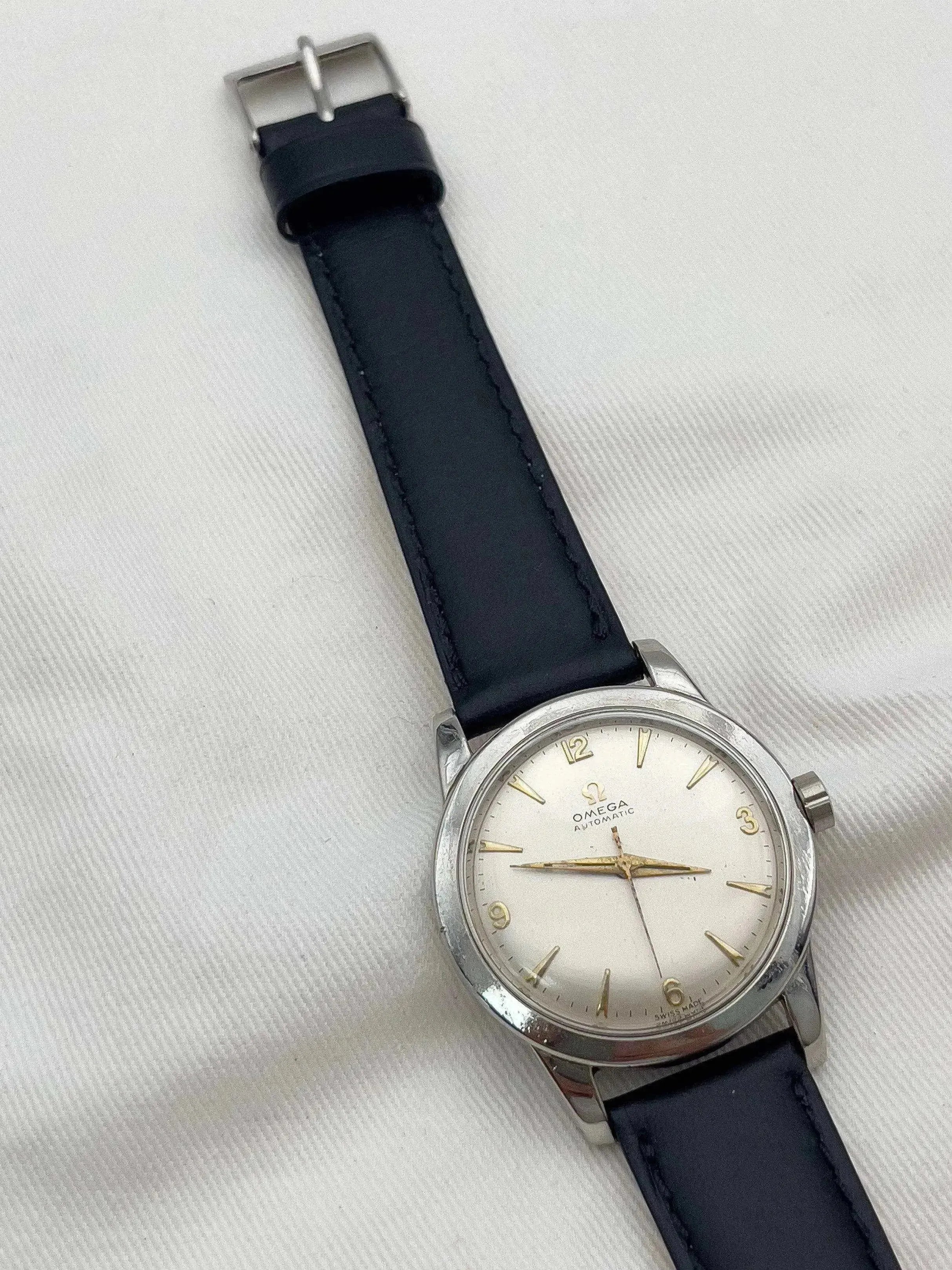 Omega - Seamaster Bumper Cadran Champagne - 1950 - Atelier Victor - Vintage  Shop