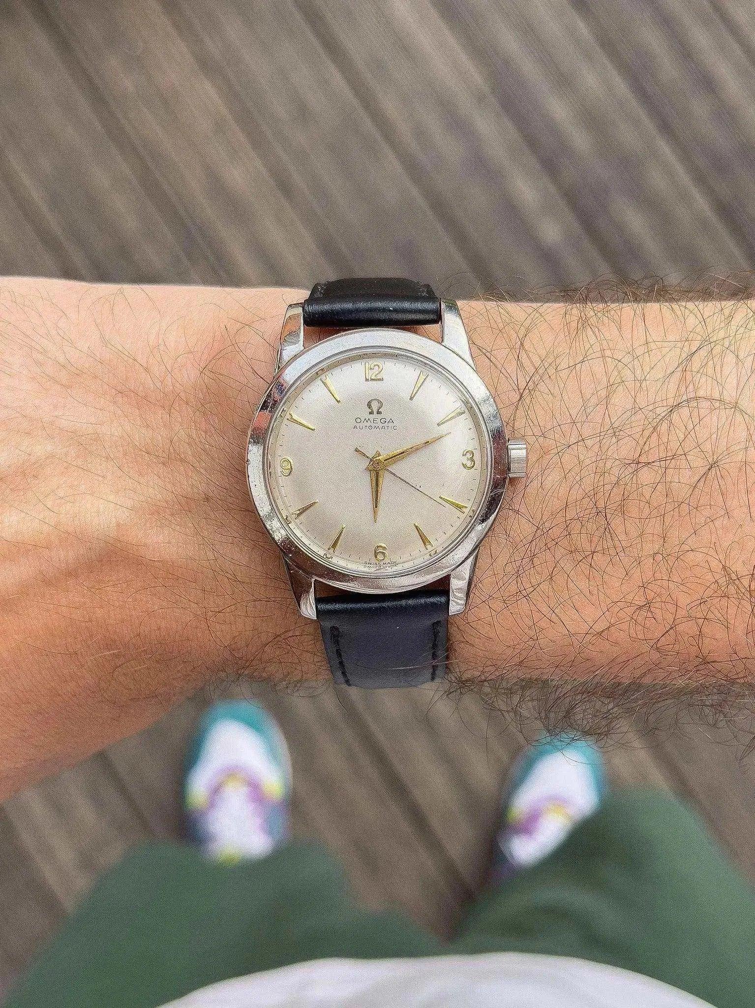 Omega - Seamaster Bumper Cadran Champagne - 1950 - Atelier Victor - Vintage  Shop