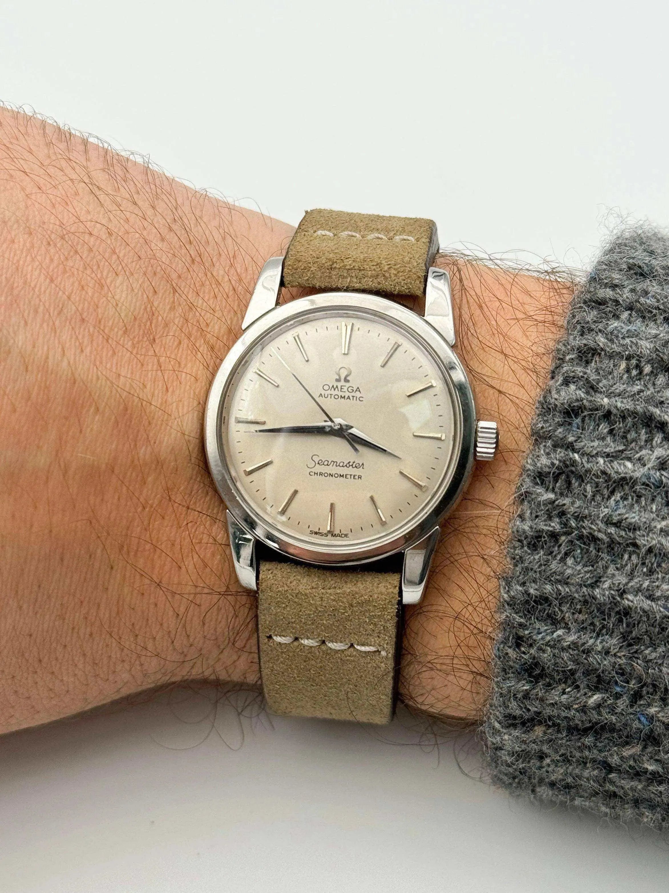 Omega - Seamaster Chronometer - 1967 - Atelier Victor Paris - Vintage Watch Shop Dubai
