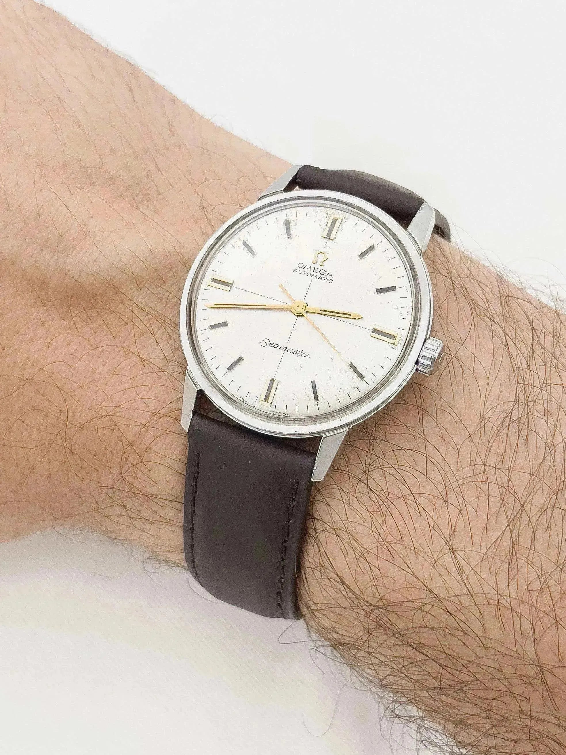 Omega - Seamaster Crosshair - 1966 - Atelier Victor Paris - Vintage Watch Shop Dubai