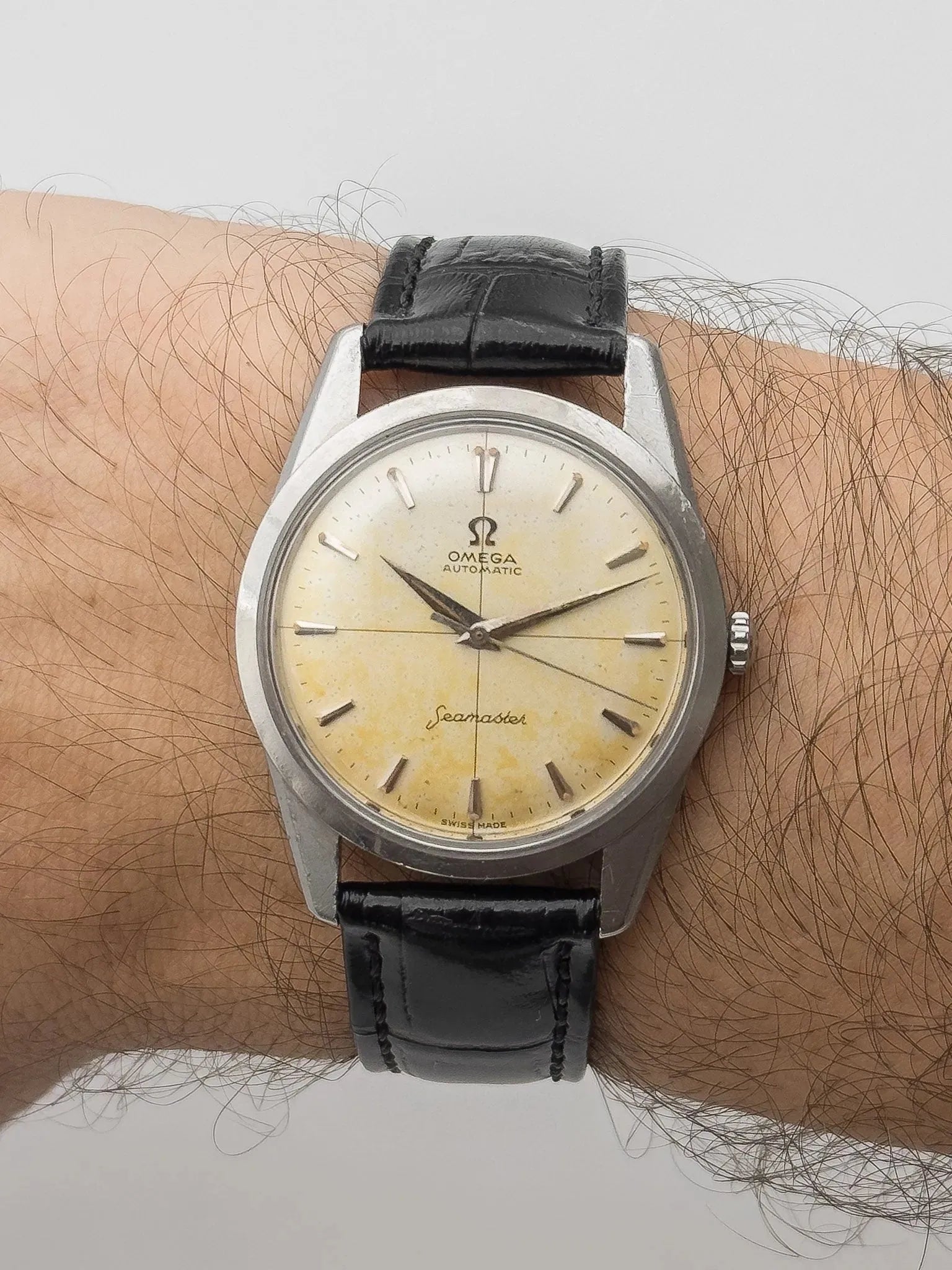 Omega - Seamaster Crosshair Patine - 1961 - Atelier Victor - Vintage Watch Shop