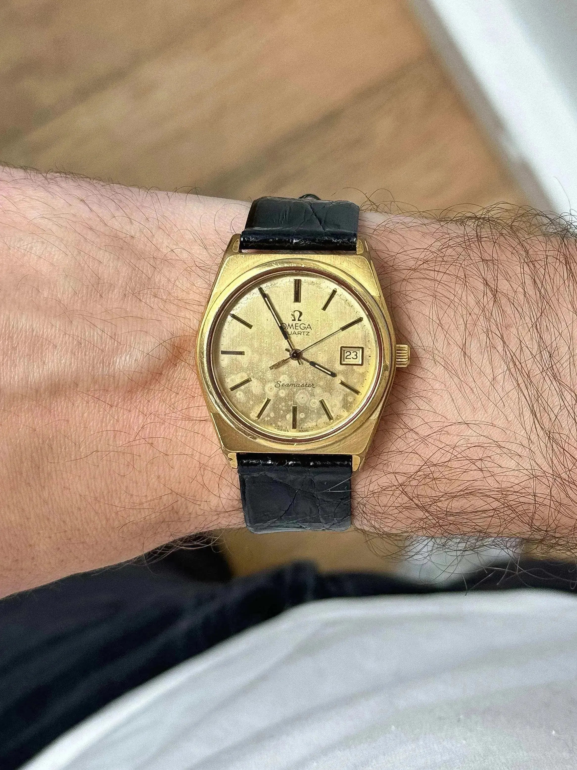 Omega - Seamaster Date Patine - 1978 - Atelier Victor Paris - Vintage Watch Shop Dubai
