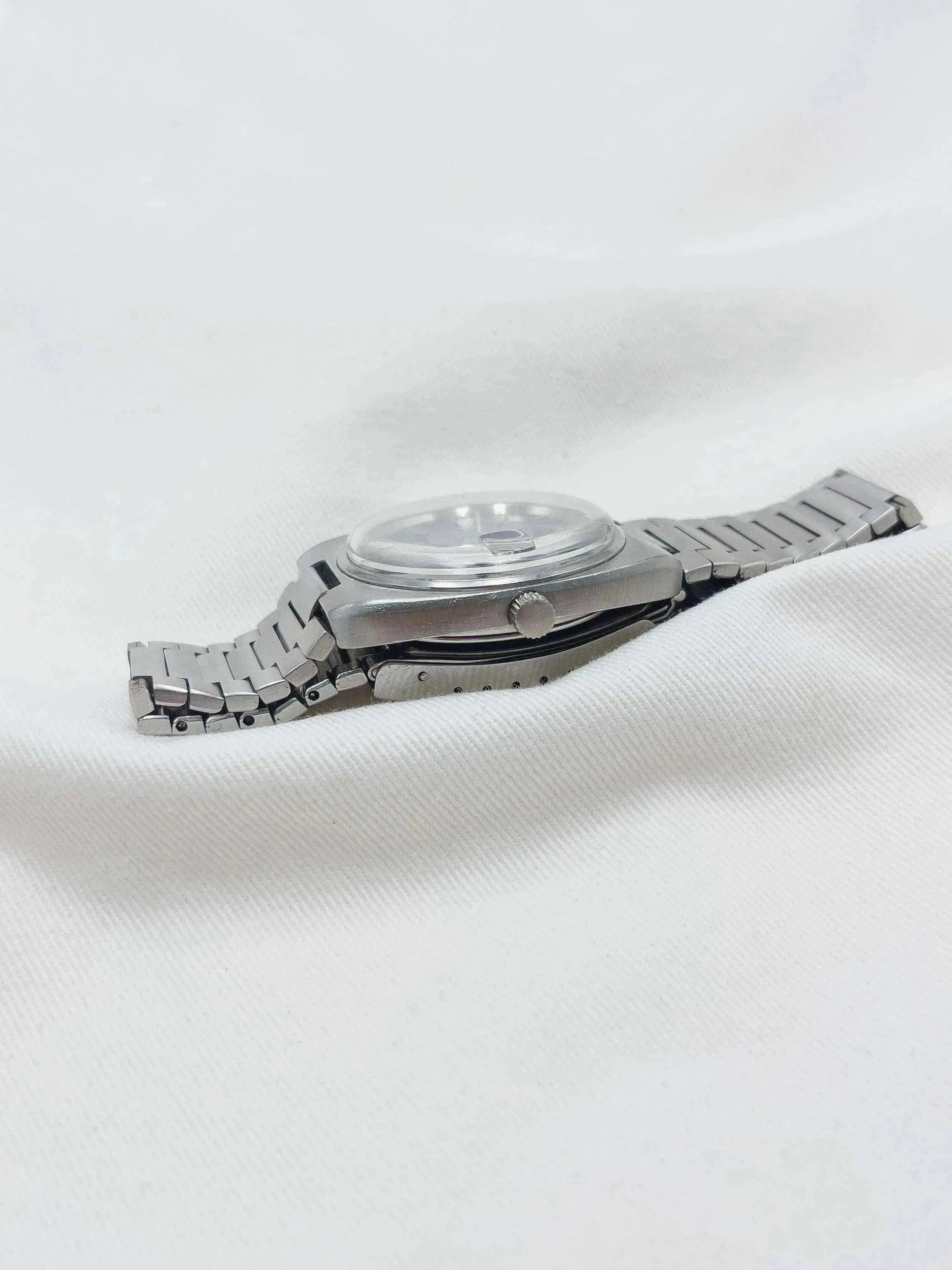 Omega - Seamaster Grey Dial Oversized - 1976 - Atelier Victor Paris - Vintage Watch Shop Dubai