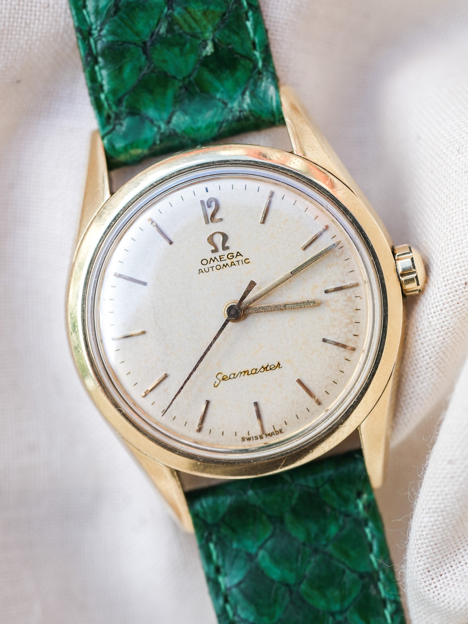 Omega - Seamaster Index Or Patine Creme - 1956 - Atelier Victor Paris - Vintage Watch Shop Dubai
