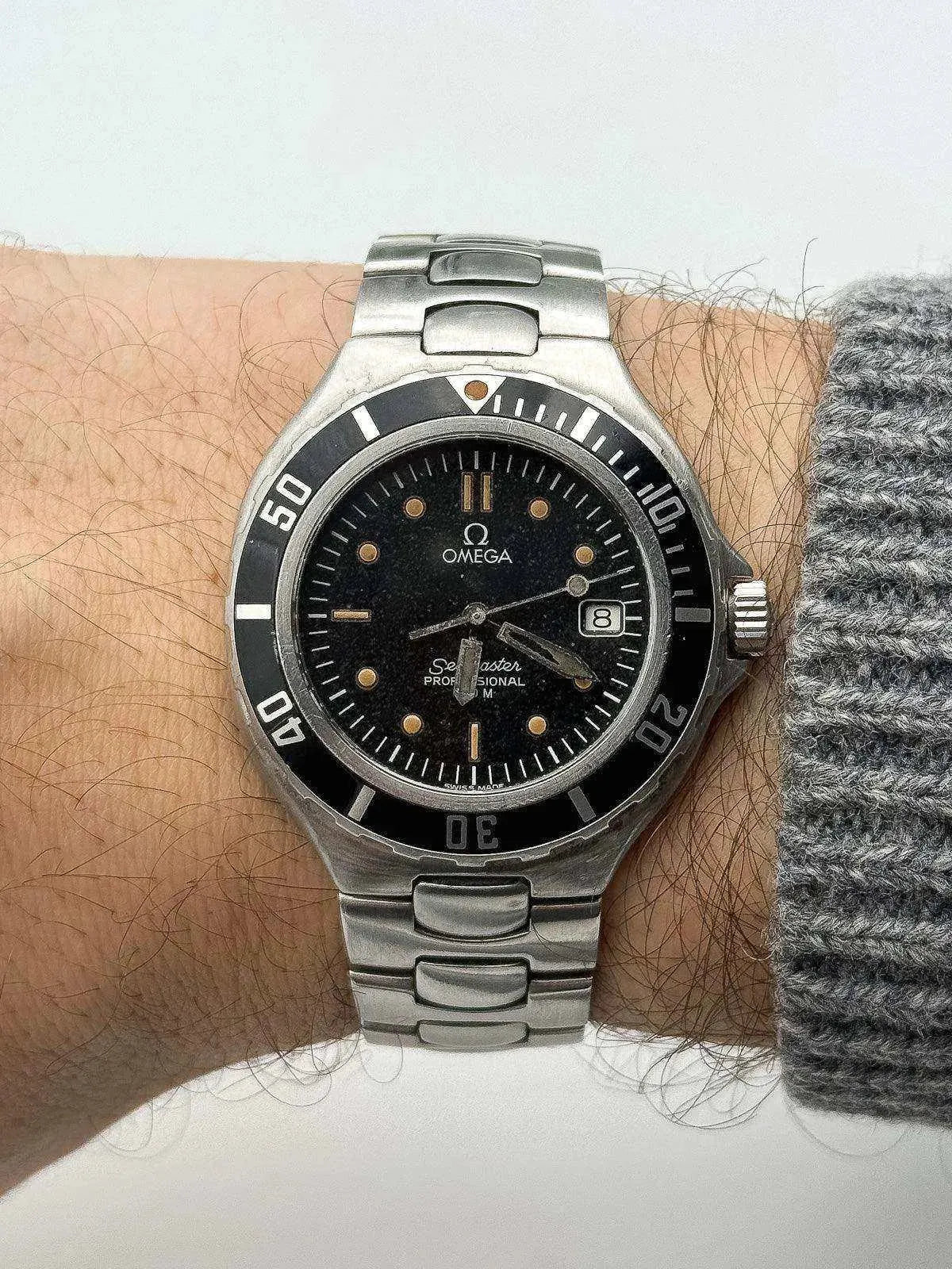 Omega - Seamaster Professional Pre-Bond Pumpkin - 1991 - Atelier Victor Paris - Vintage Watch Shop Dubai