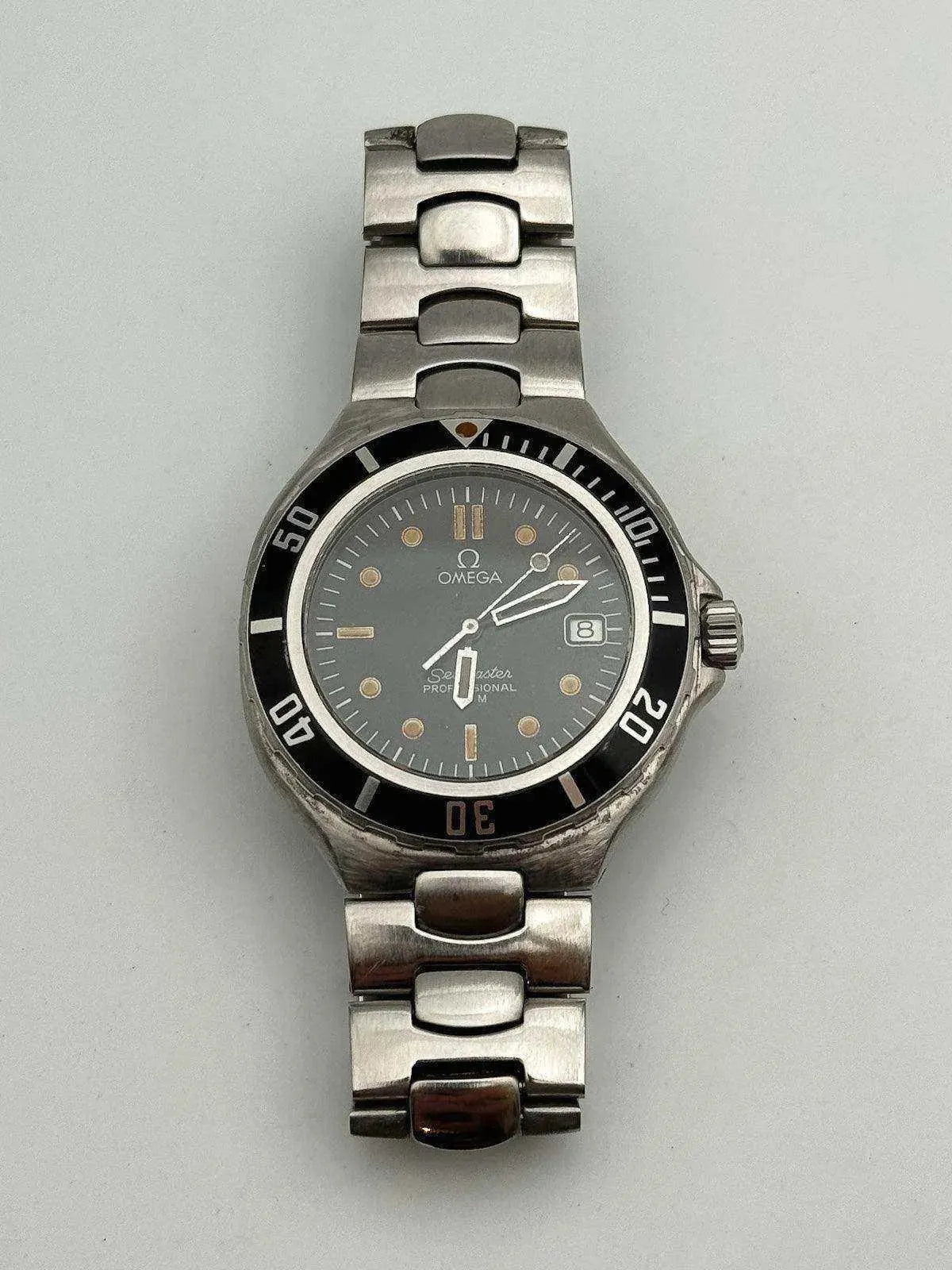 Omega - Seamaster Professional Pre-Bond Pumpkin - 1991 - Atelier Victor Paris - Vintage Watch Shop Dubai