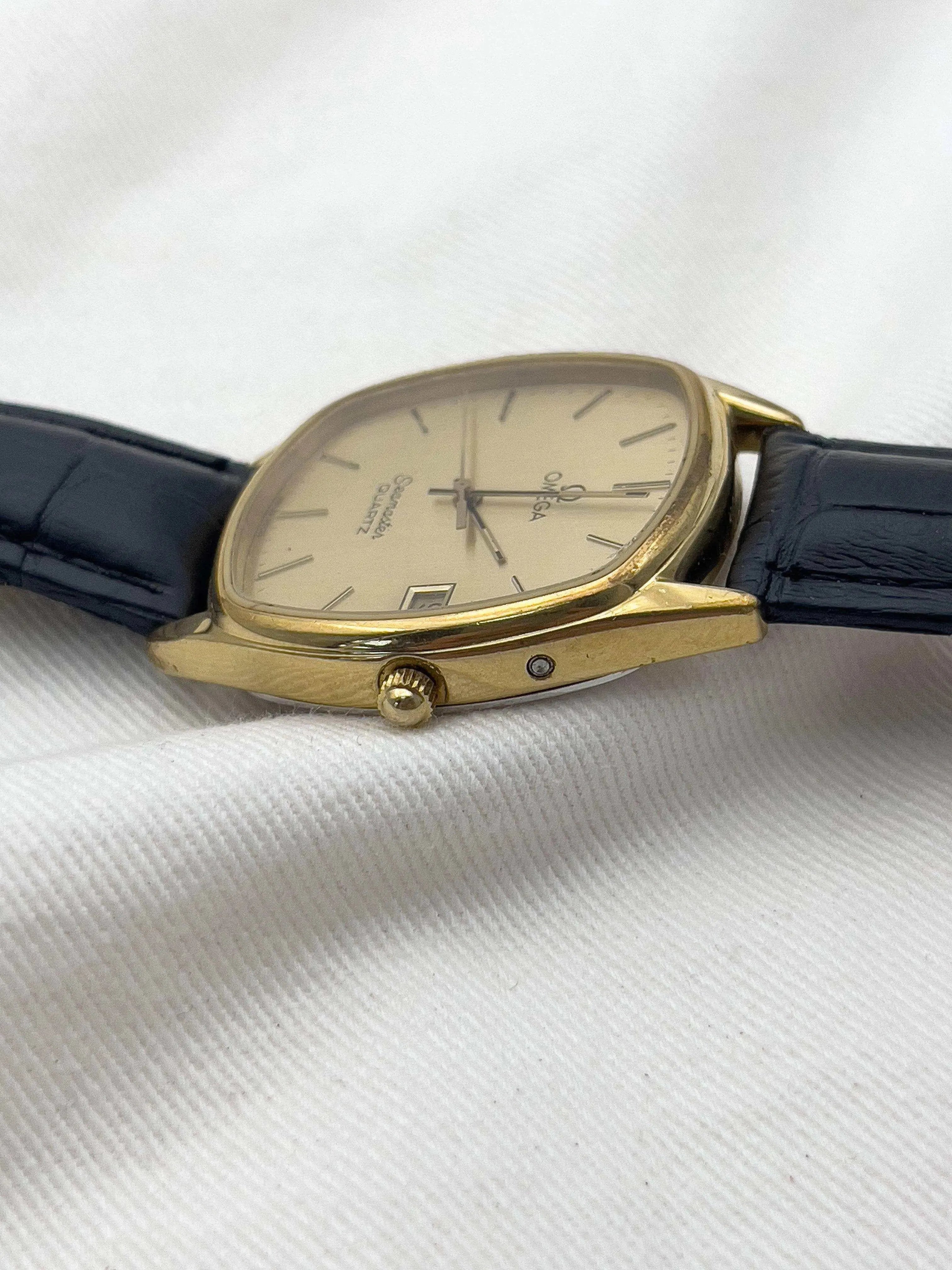 Omega - Seamaster Tonneau Gold Date - 1982 - Atelier Victor Paris - Vintage Watch Shop Dubai