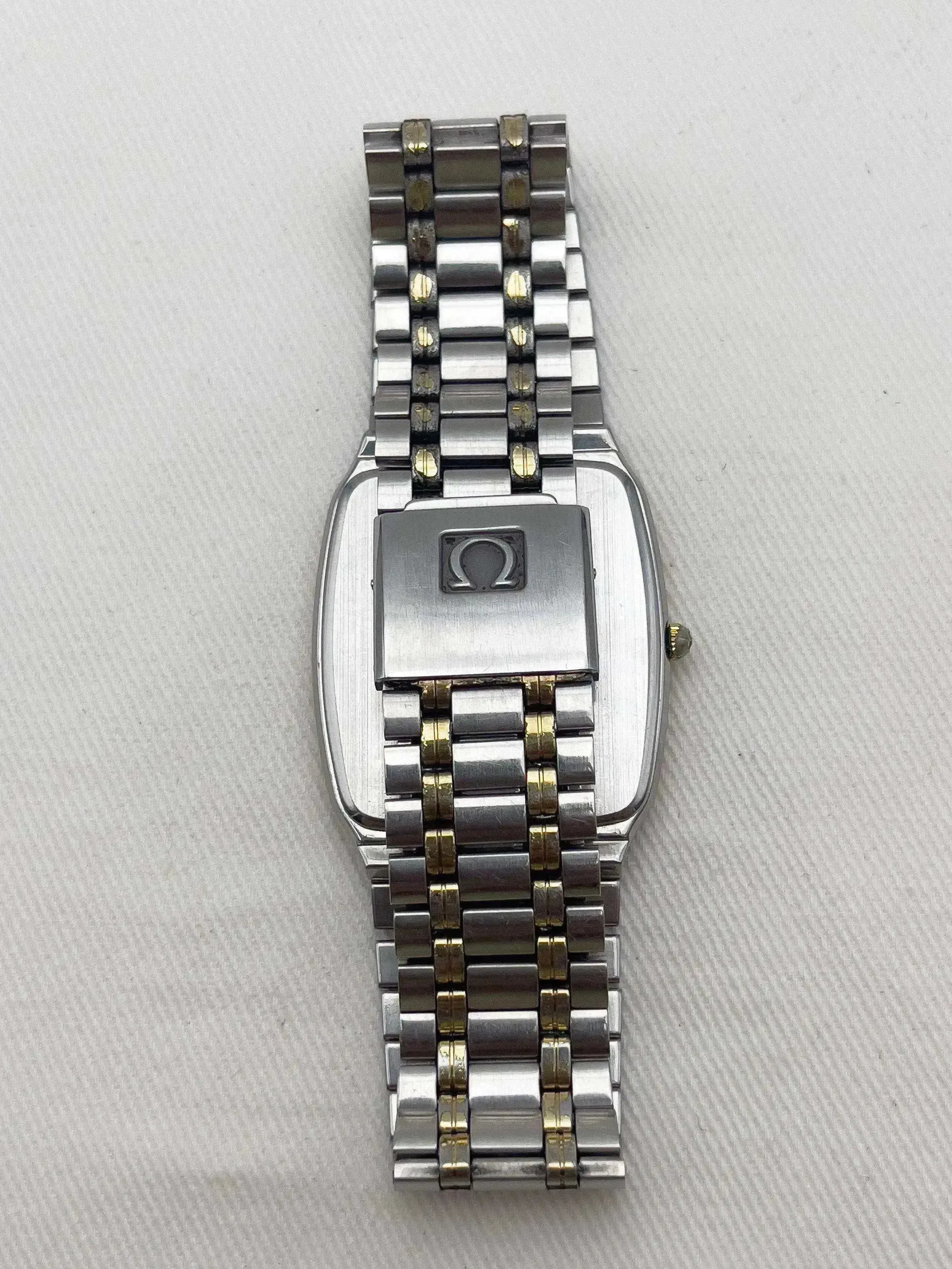 Omega - Seamaster Two Tones - case and documentation - 1982