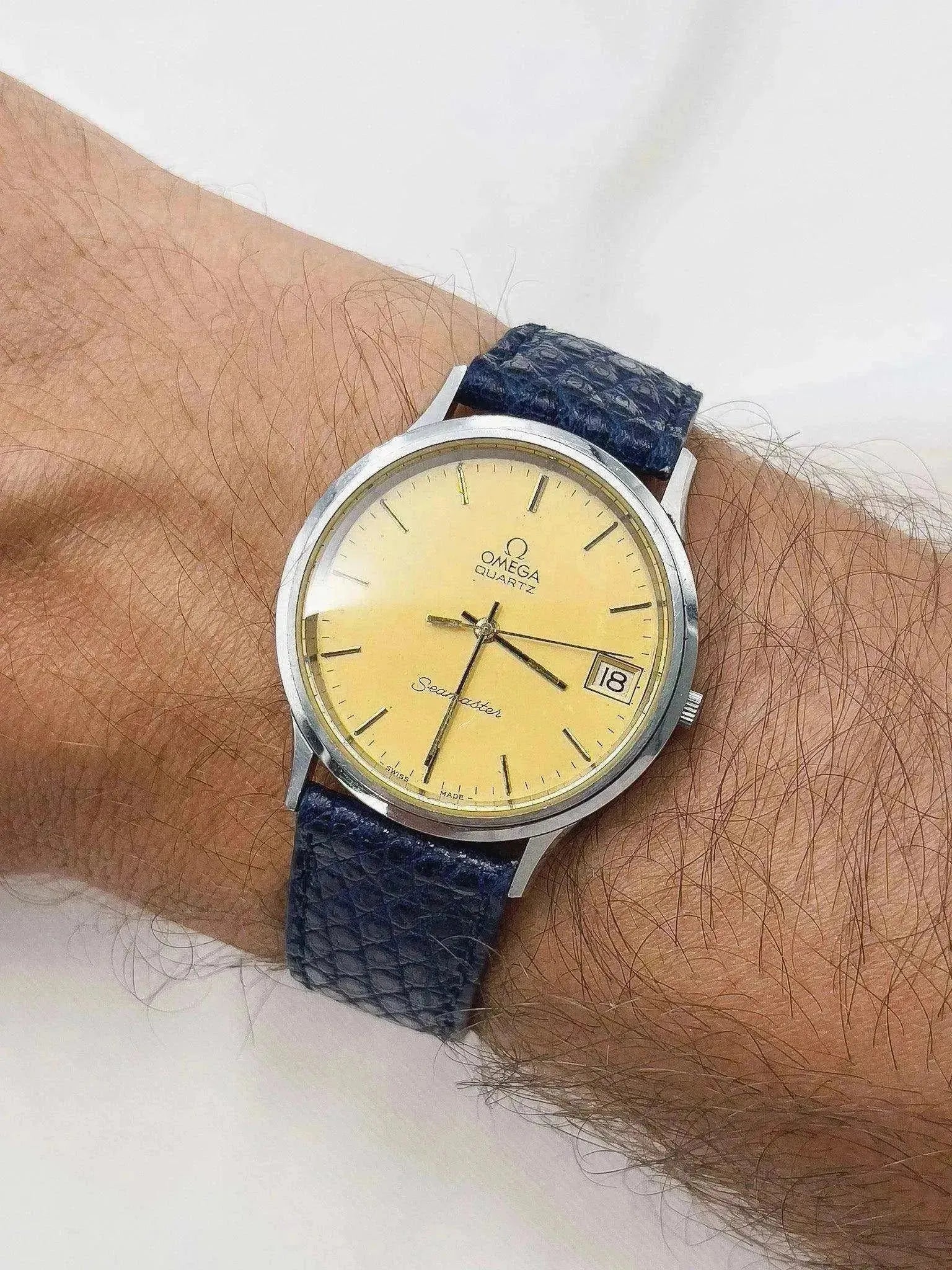 Omega - Seamaster Yellow Date - 1979 - Atelier Victor Paris - Vintage Watch Shop Dubai