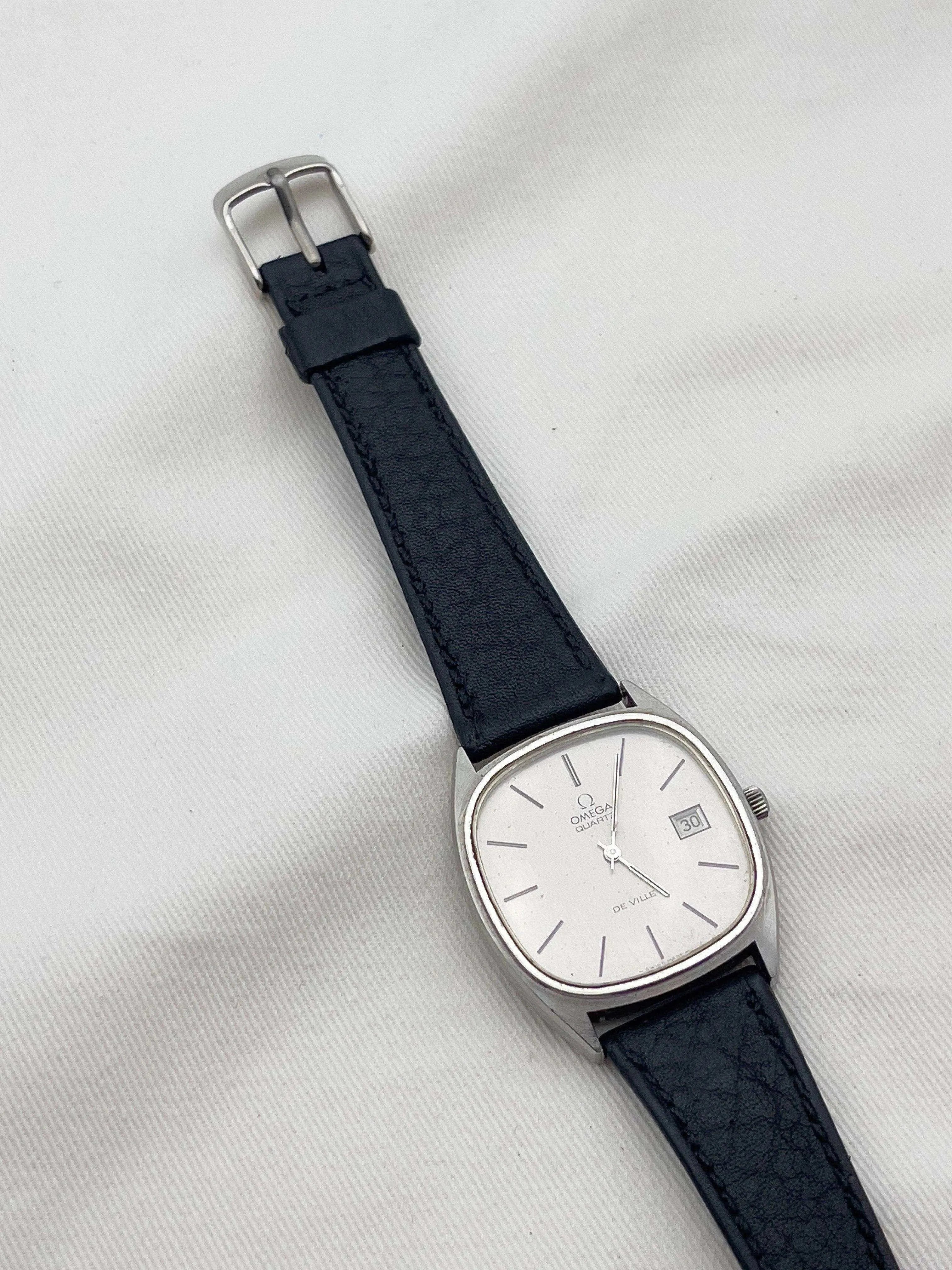 Omega - Silver Oversize - 1975 - Atelier Victor Paris - Vintage Watch Shop Dubai