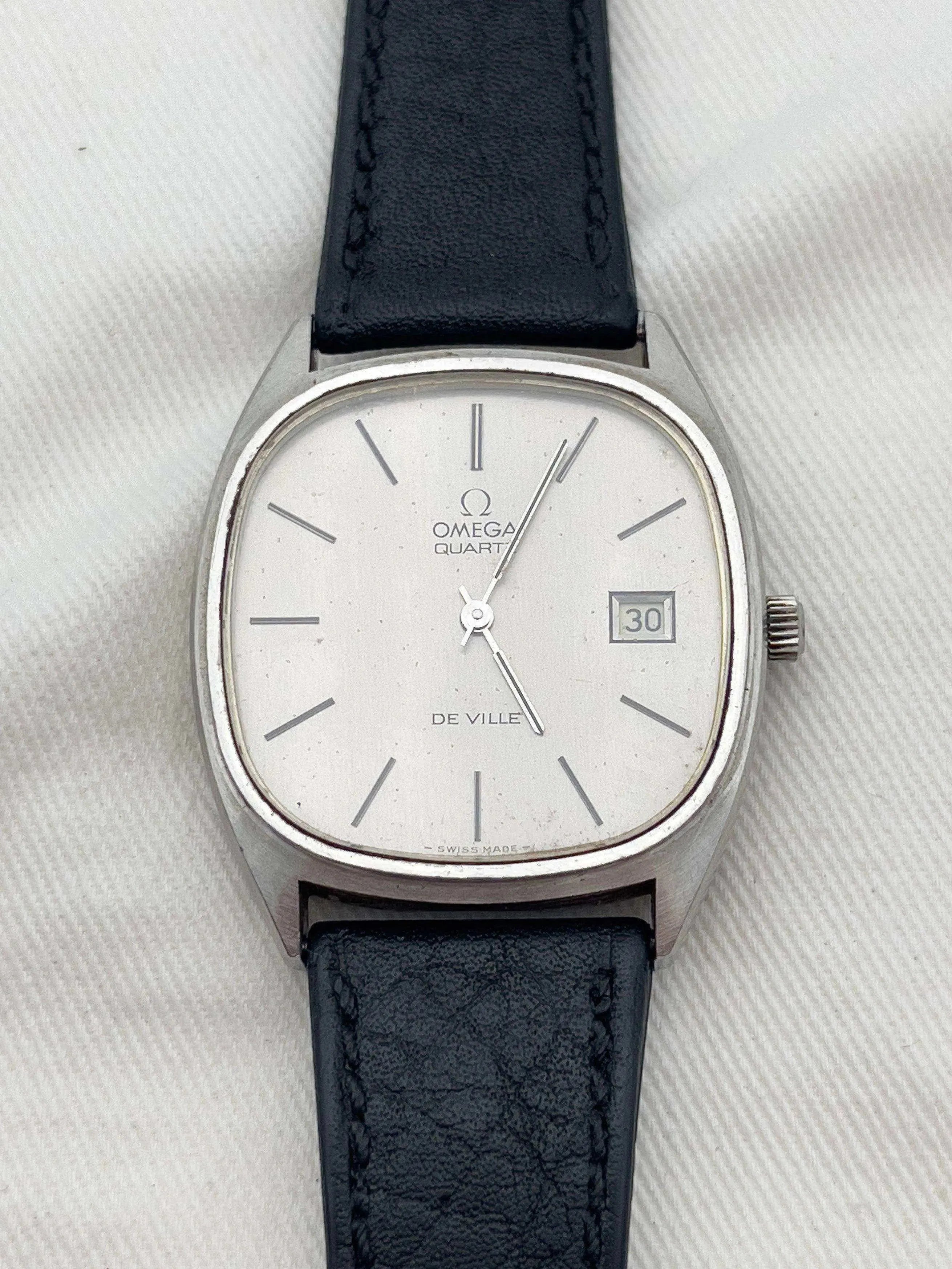 Omega - Silver Oversize - 1975 - Atelier Victor Paris - Vintage Watch Shop Dubai