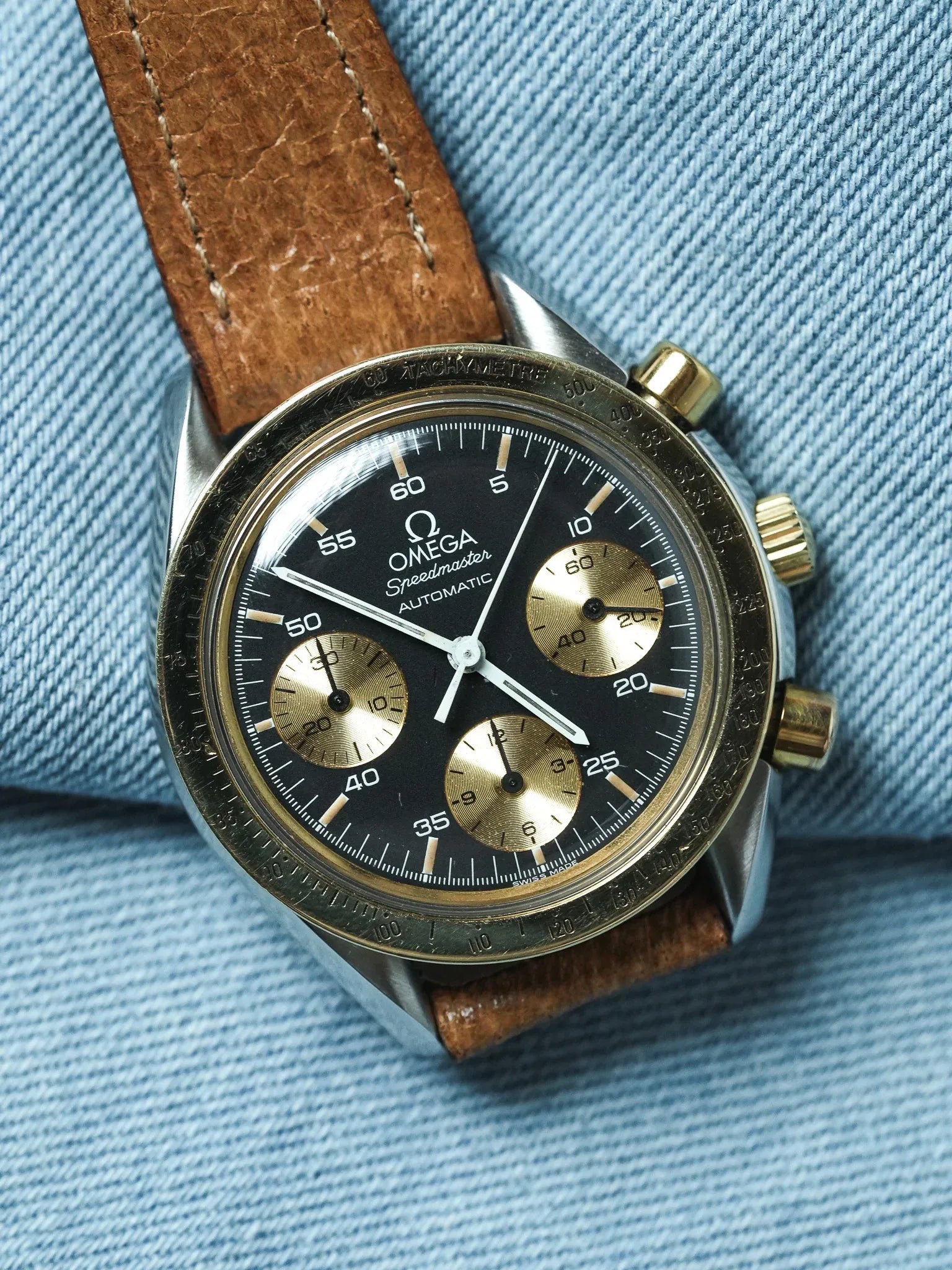 Omega - Speedmaster Reduced 175.00.33 Acier Or 18k Cuir Cadran noir - 1990s - Atelier Victor