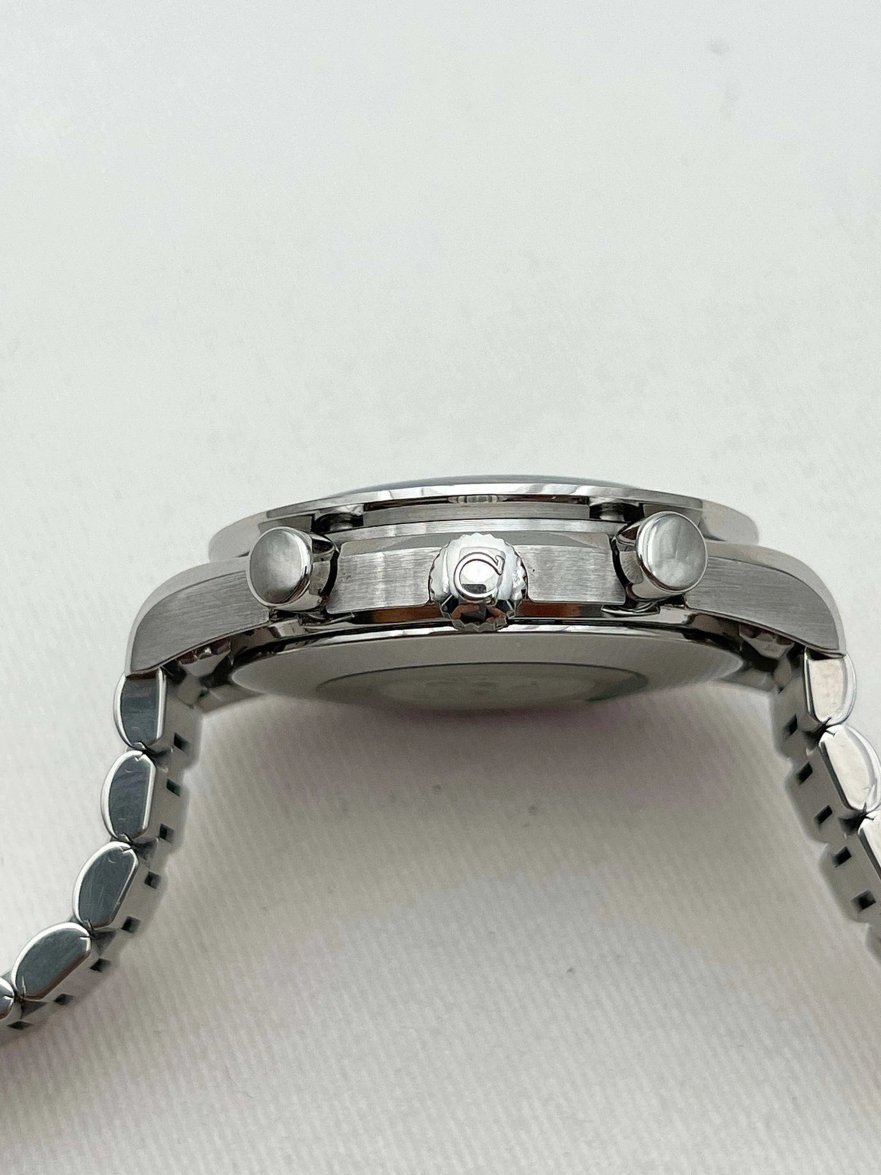 Omega - Speedmaster Reduced - 1998 - Atelier Victor Paris - Vintage Watch Shop Dubai