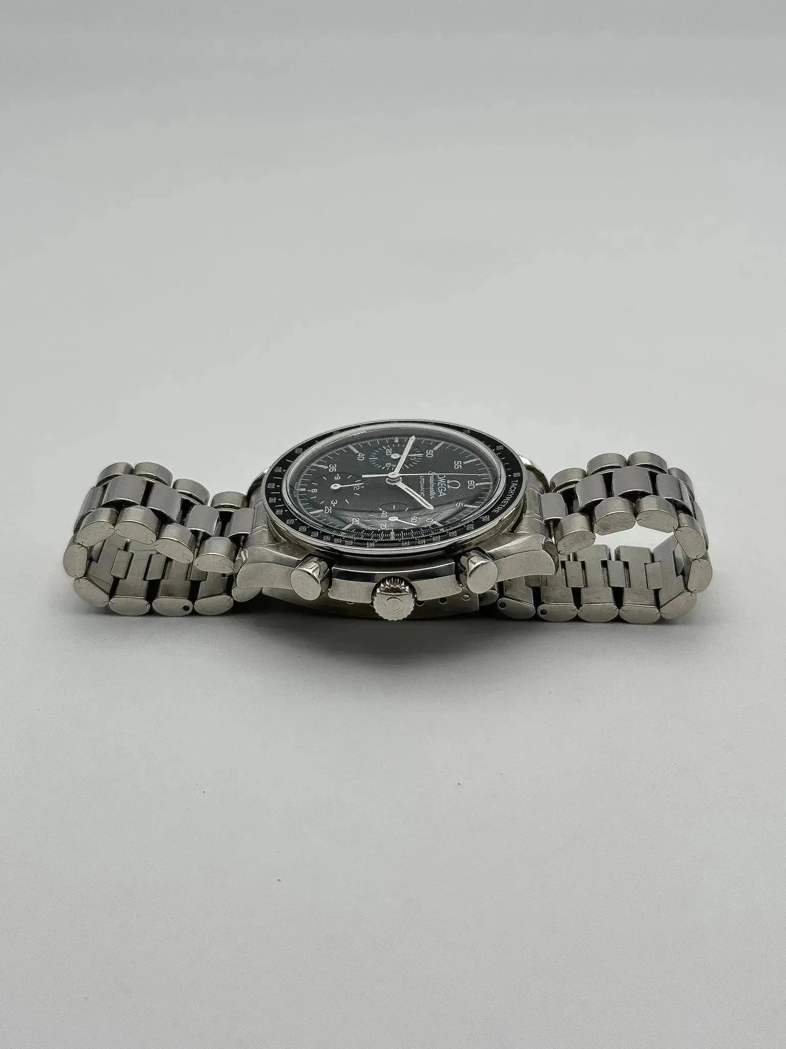 Omega - Speedmaster Reduced Noir Index Tritium - 1995 - Atelier Victor Paris - Vintage Watch Shop Dubai