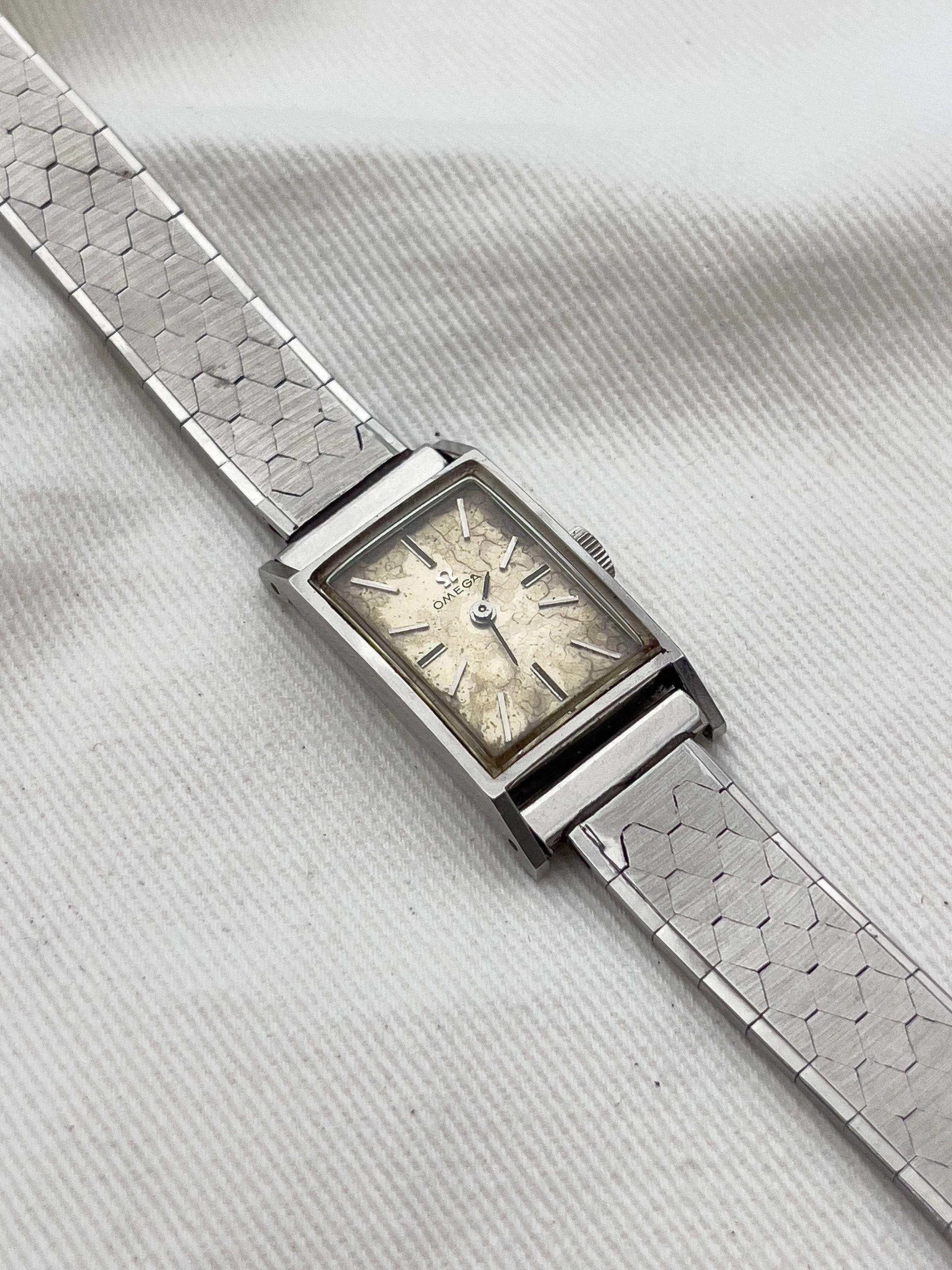 Omega - Spider Champagne Lady - 1966 - Atelier Victor Paris - Vintage Watch Shop Dubai