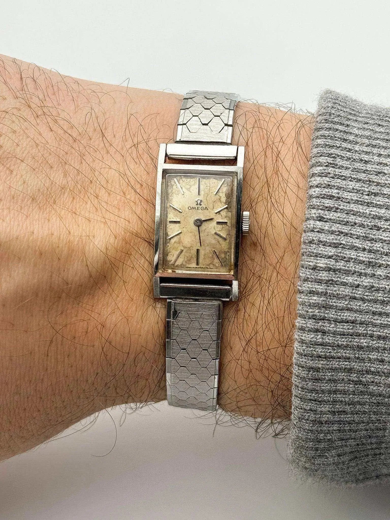 Omega - Spider Champagne Lady - 1966 - Atelier Victor Paris - Vintage Watch Shop Dubai
