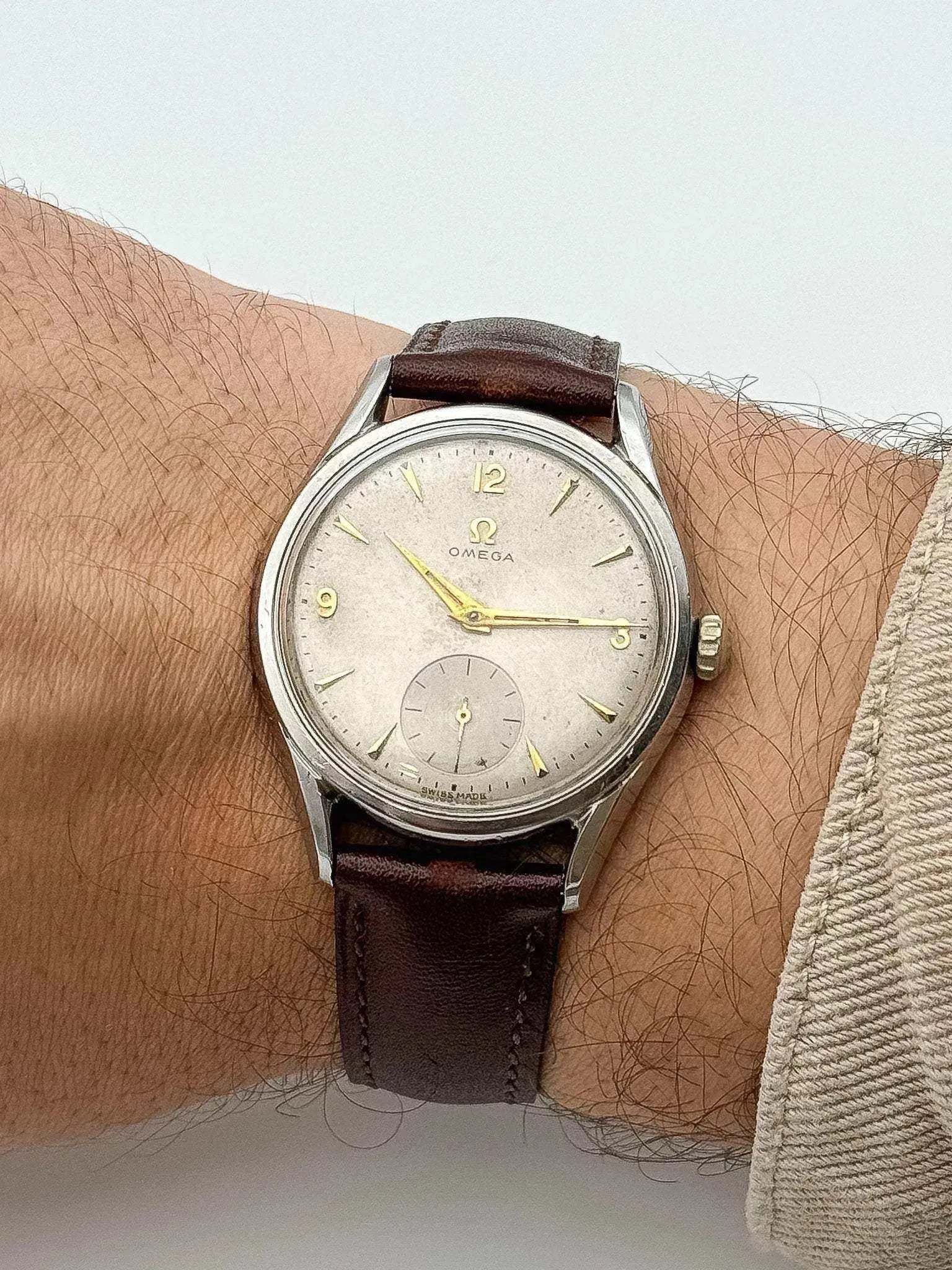 Omega - Sub Second Oversized - 1954 - Atelier Victor Paris - Vintage Watch Shop Dubai