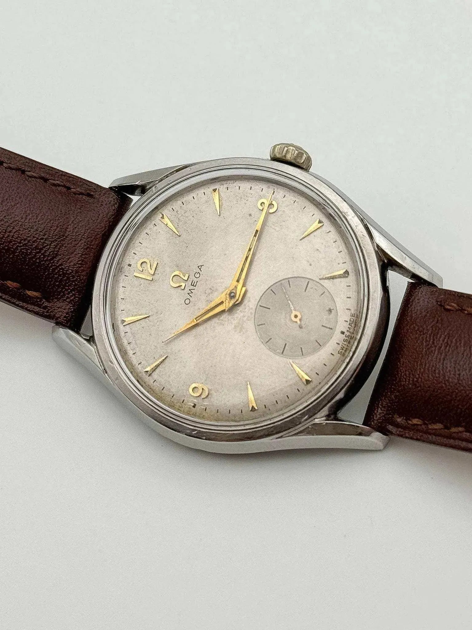 Omega - Sub Second Oversized - 1954 - Atelier Victor Paris - Vintage Watch Shop Dubai