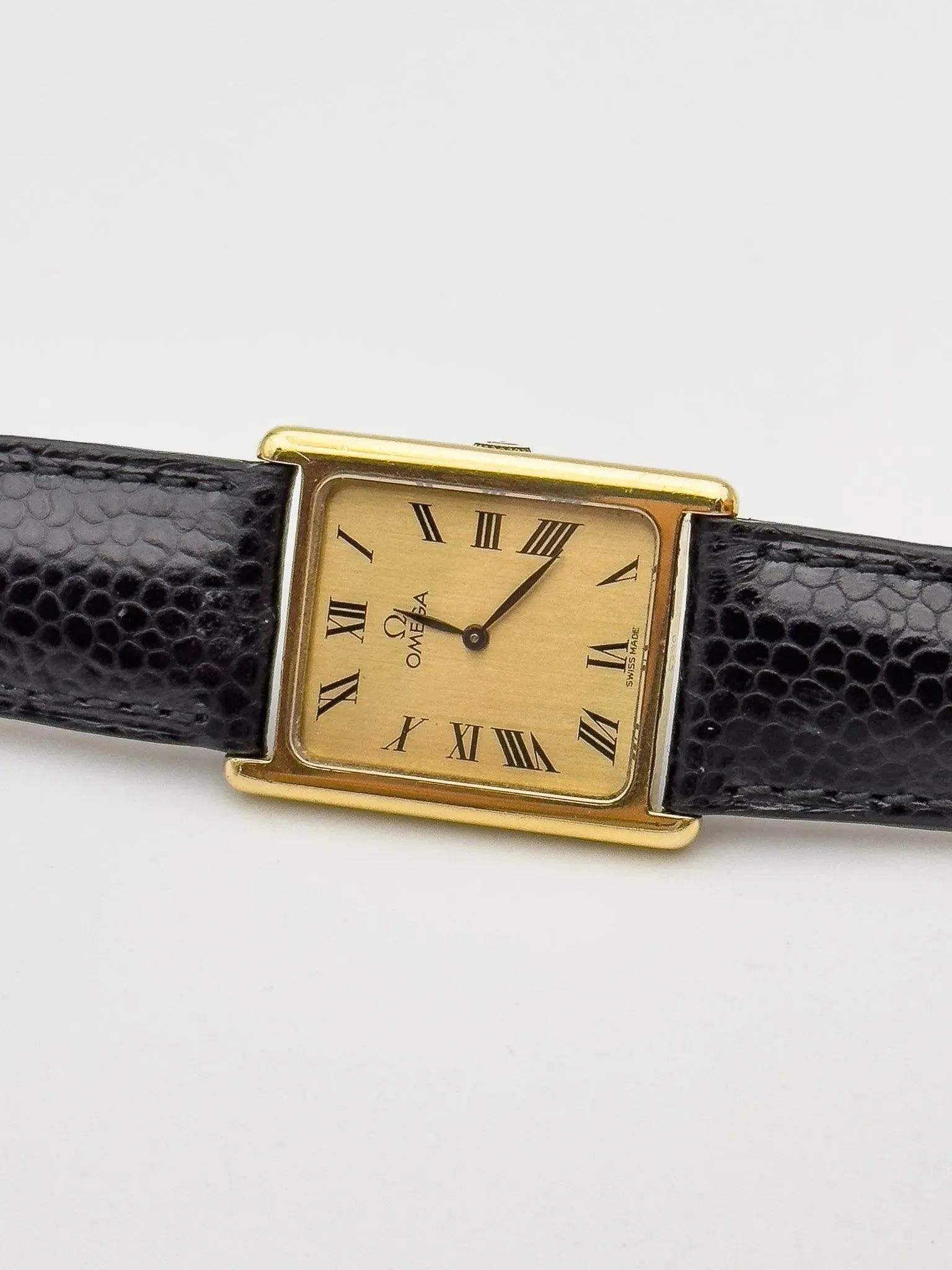 Omega - Tank Romain Gold - 1975 - Atelier Victor Paris - Vintage Watch Shop Dubai