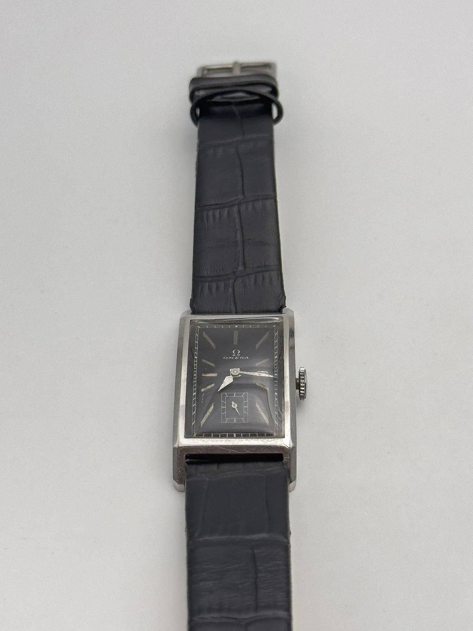 Omega - Tank T17 Large noir - 1930 - Atelier Victor Paris - Vintage Watch Shop Dubai