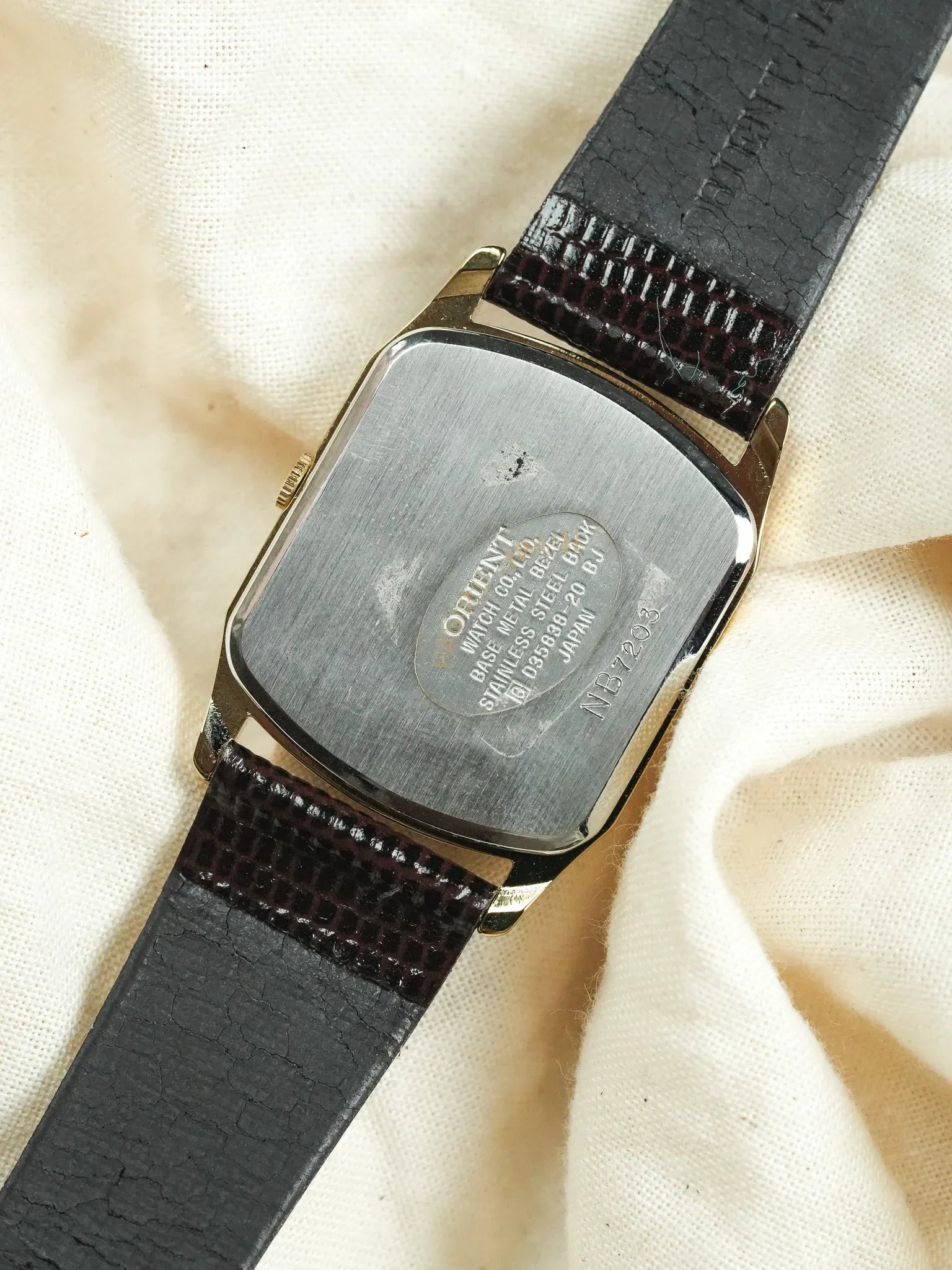 ORIENT tank レクタンギュラー 極美品 稼働品 Orient - Tank gold plated - NOS - 1980s