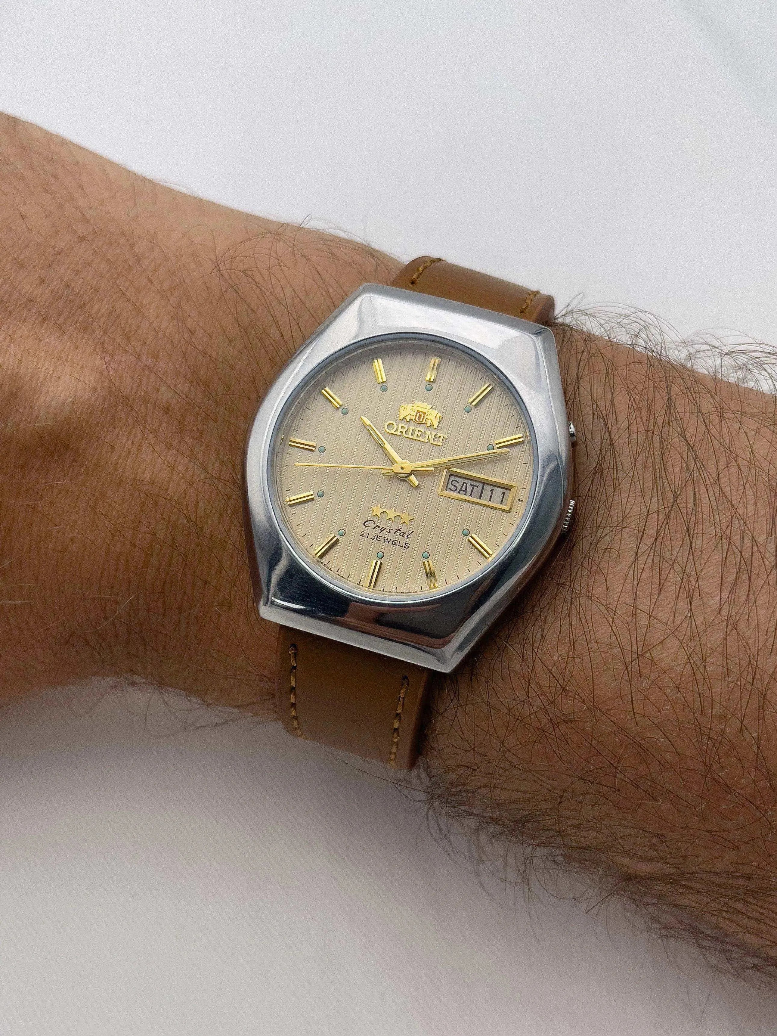 Orient - Tapissé Crème - 1970’s - Atelier Victor Paris - Vintage Watch Shop Dubai