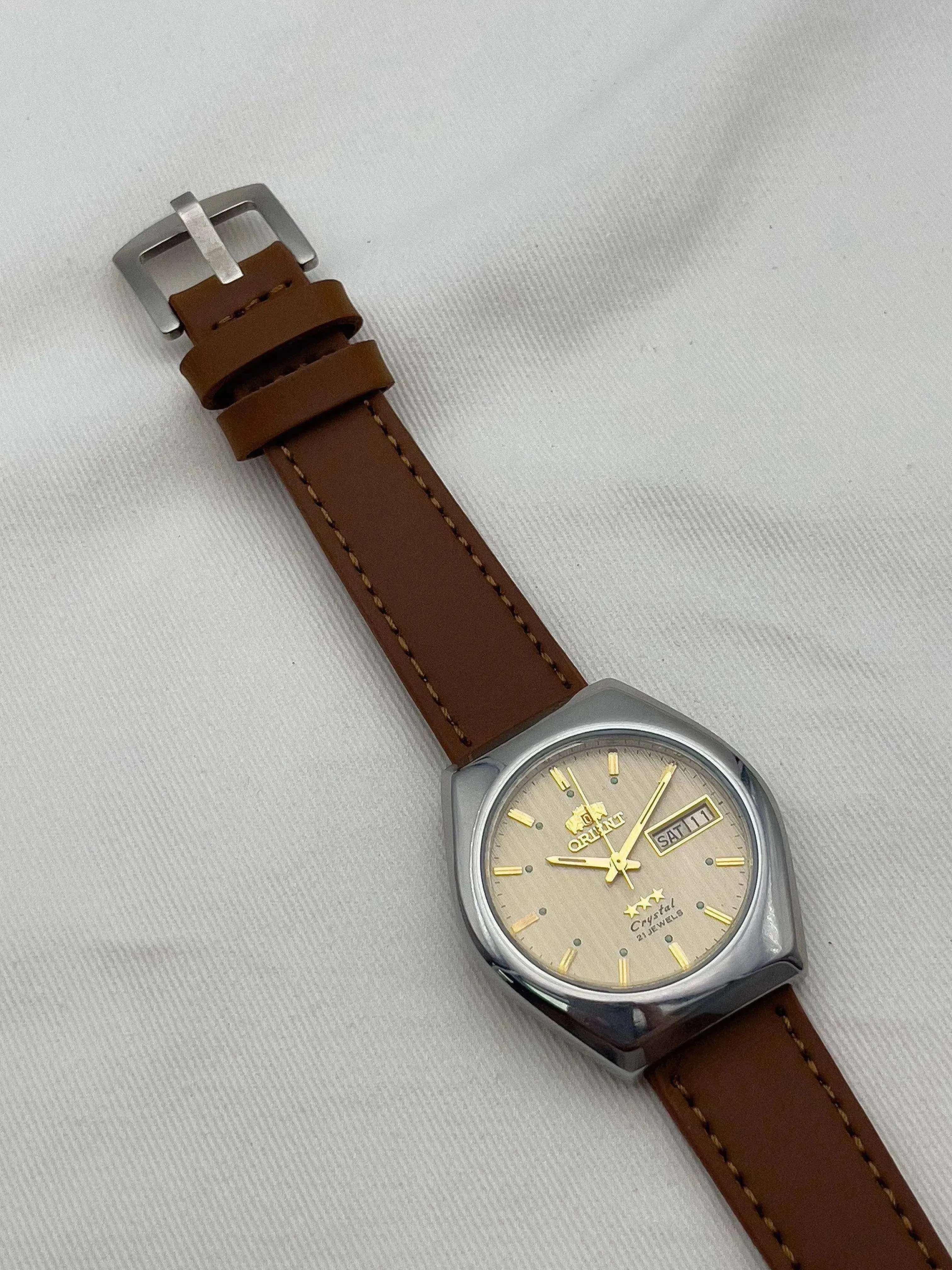 Orient - Tapissé Crème - 1970’s - Atelier Victor Paris - Vintage Watch Shop Dubai