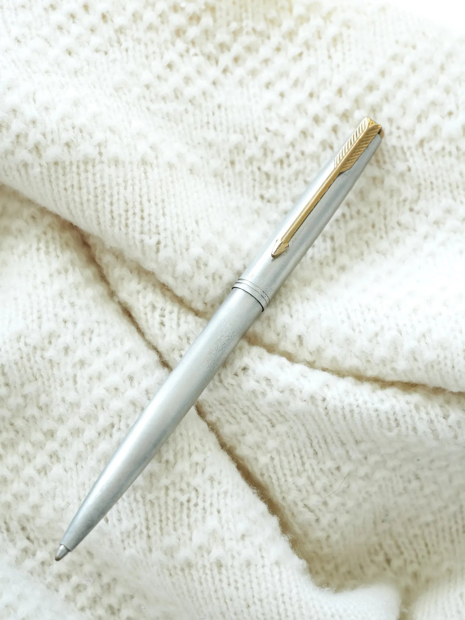 Parker - Stylo bille PARKER 75 acier - 1970s - Atelier Victor - Vintage Watch Shop