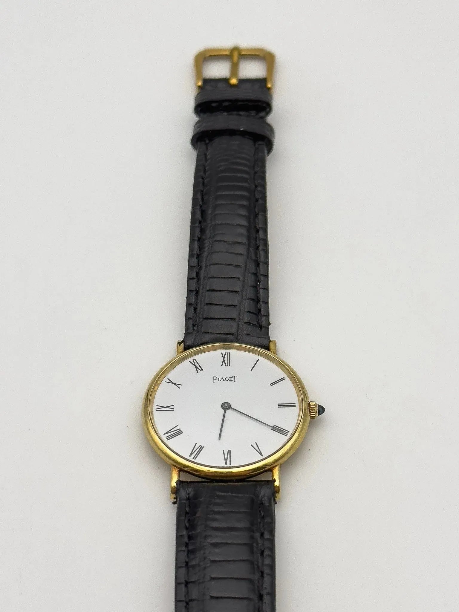 Piaget - 9025 18K Gold - 1970's - Atelier Victor - Vintage  Shop