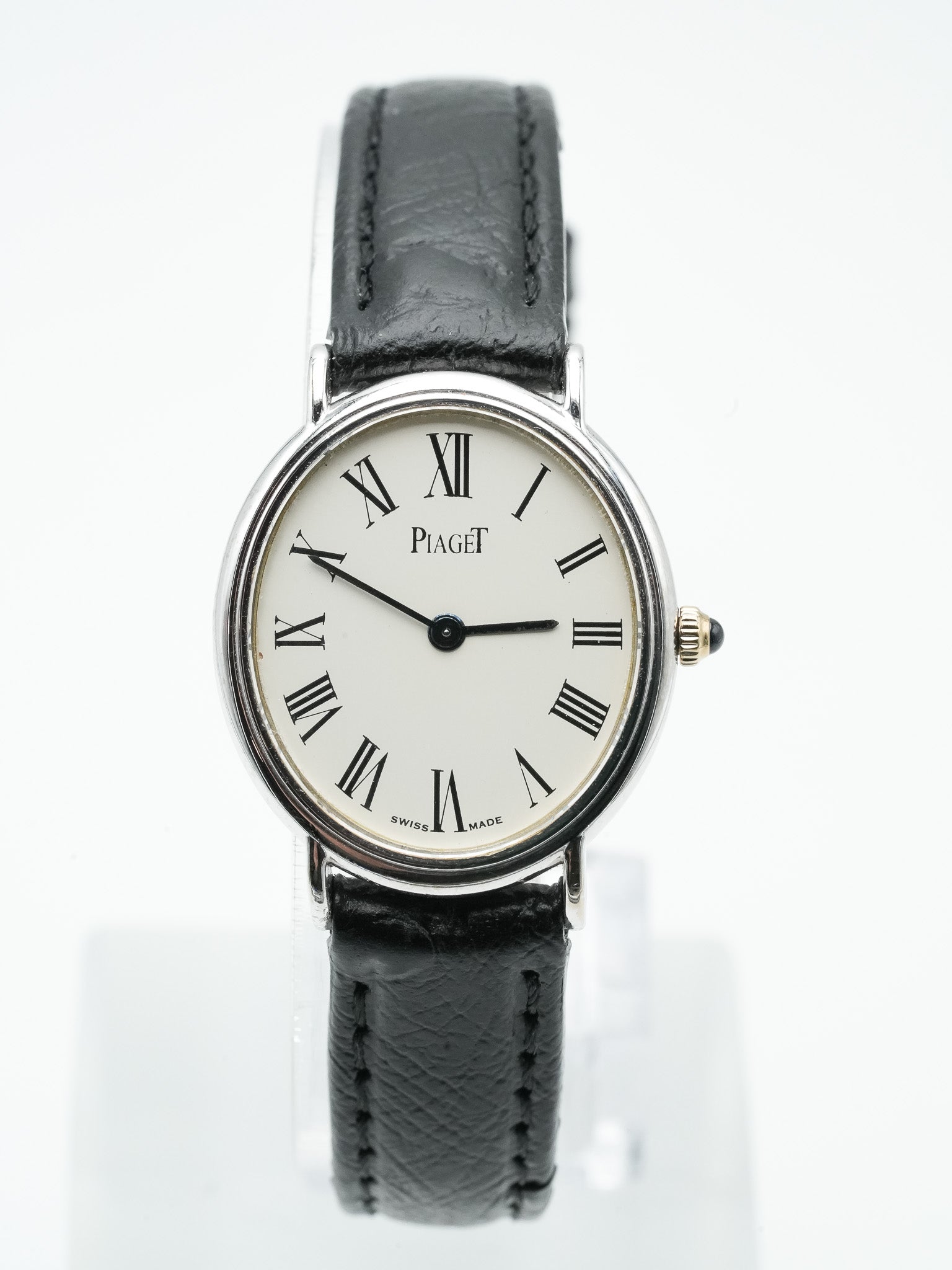Piaget - 9822 Peite Ellipse Or blanc 18K - 1980s - Atelier Victor Paris - Vintage Watch Shop Dubai