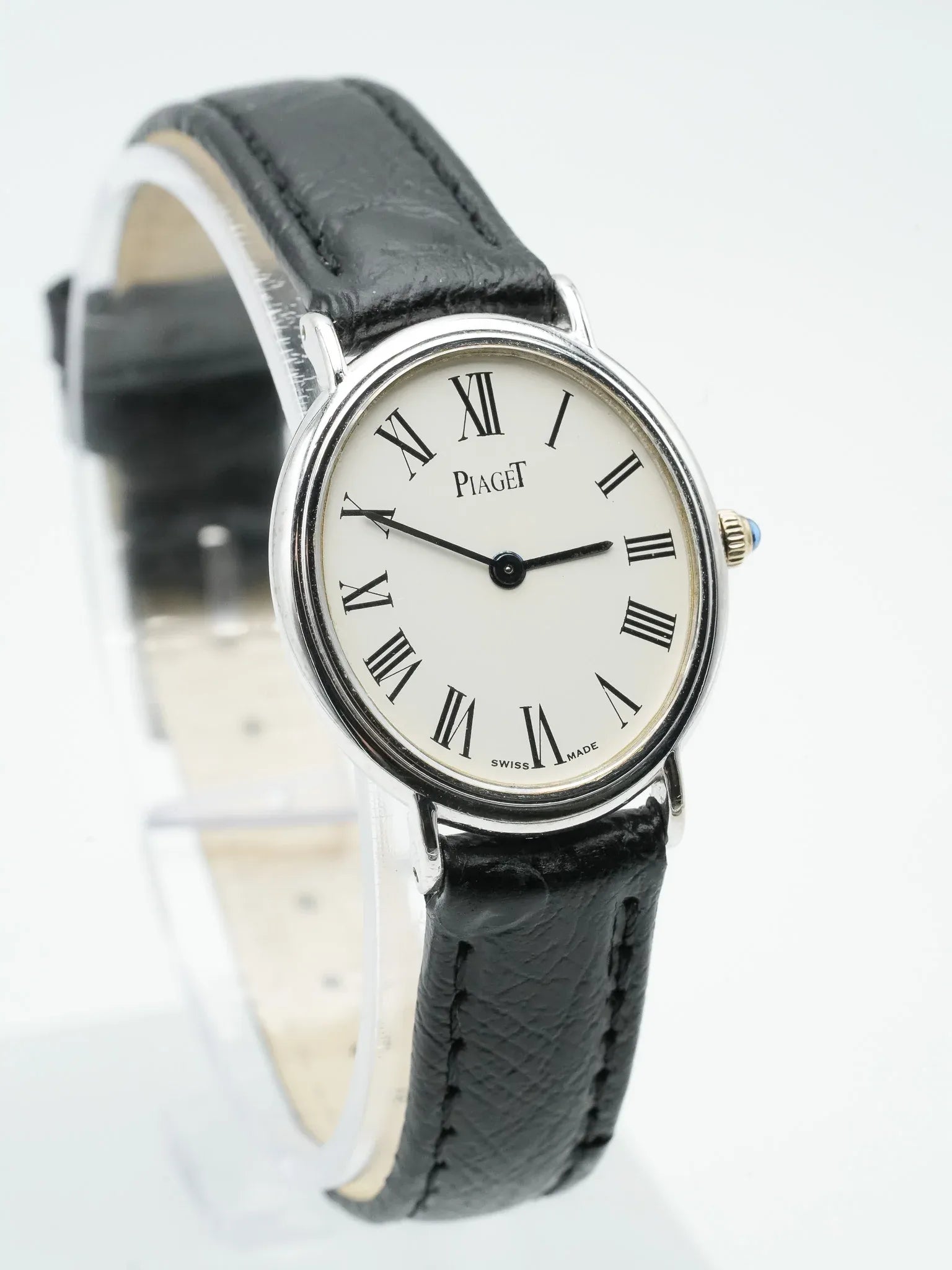 Piaget - 9822 Peite Ellipse Or blanc 18K - 1980s - Atelier Victor - Vintage  Shop