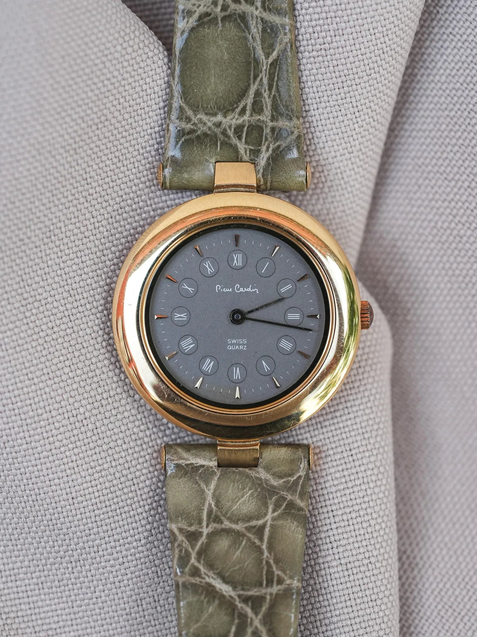 PIerre Cardin - Circle Plaqué or double index anthracite - NOS - 1980s - Atelier Victor