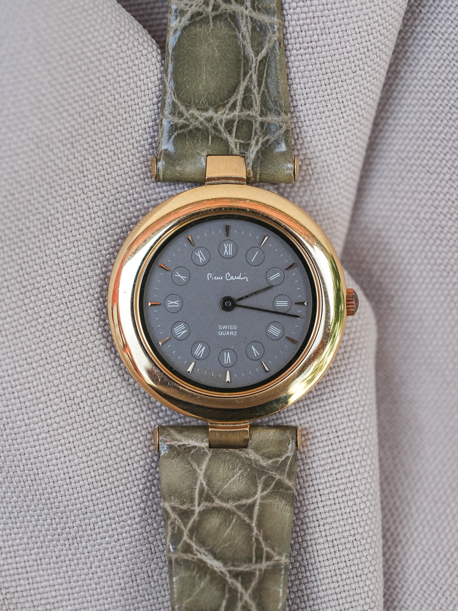 PIerre Cardin - Circle Plaqué or double index anthracite - NOS - 1980s - Atelier Victor Paris - Vintage Watch Shop Dubai