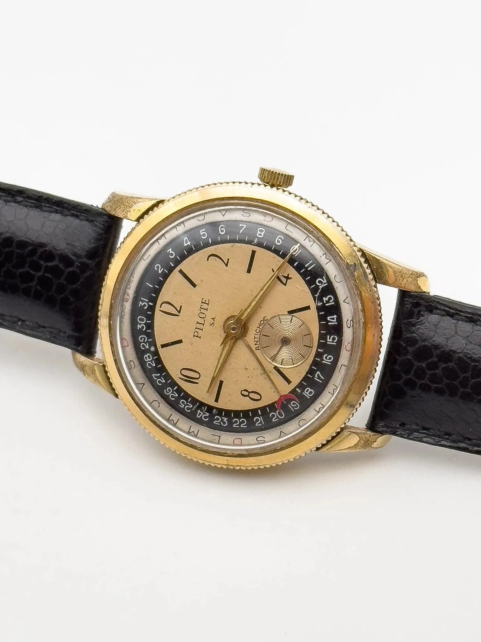 Pilote SA - Pointer Day Date - 1960s - Atelier Victor - Vintage  Shop