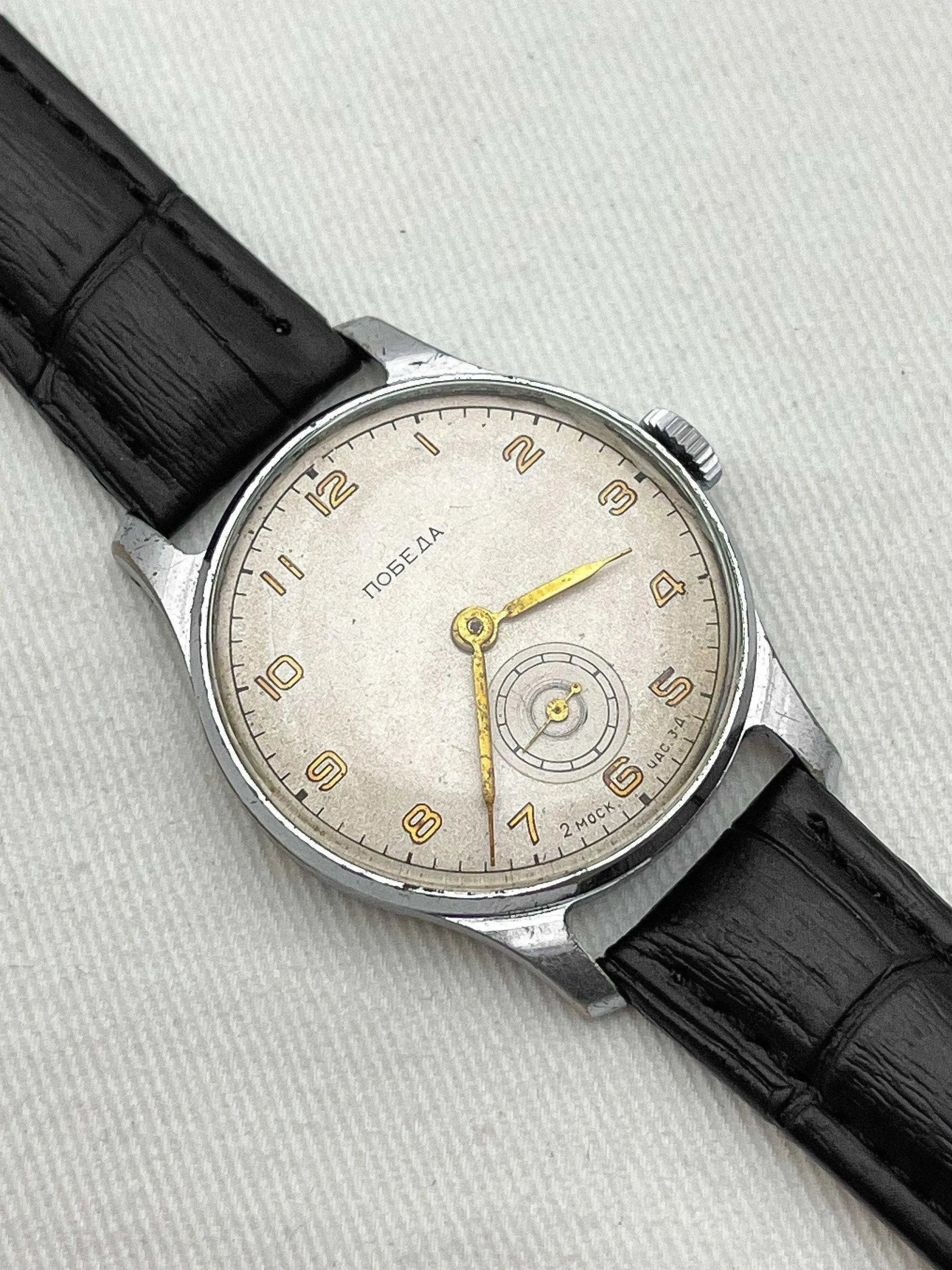 Pobeda - Gold Petite Seconde - 1955 - Atelier Victor - Vintage  Shop