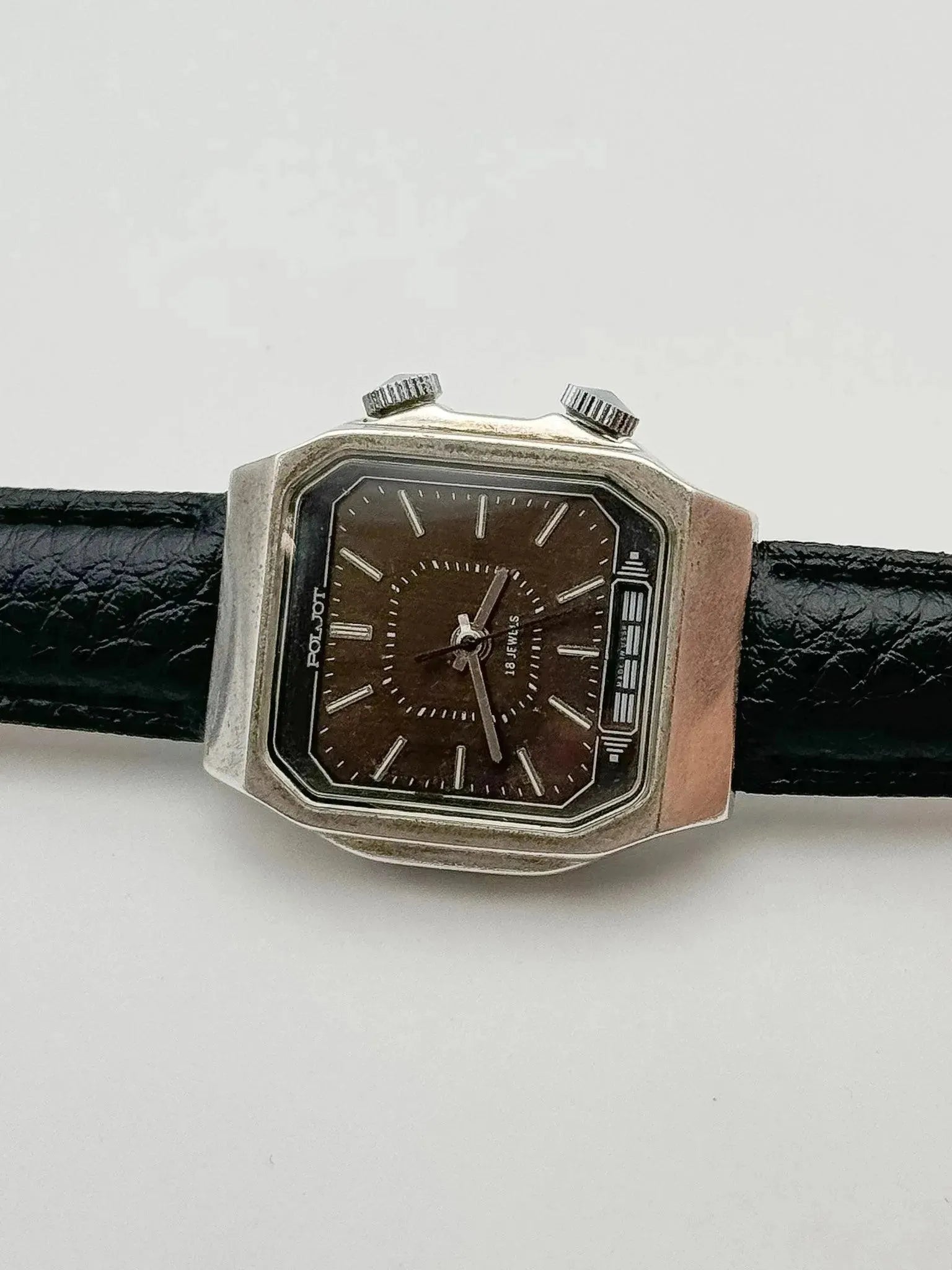 Poljot - Alarm - 1970s - Atelier Victor Paris - Vintage Watch Shop Dubai