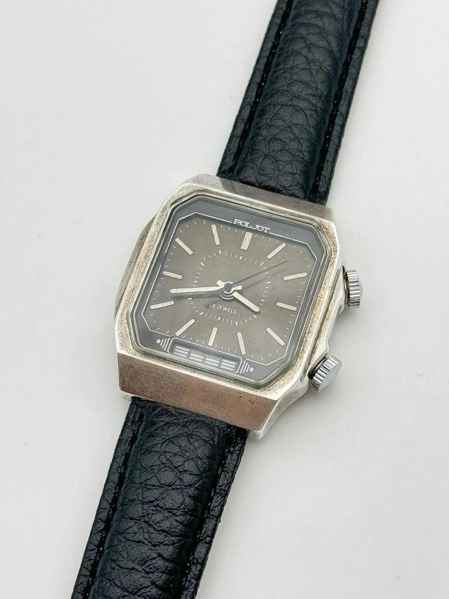 Poljot - Alarm - 1970s - Atelier Victor Paris - Vintage Watch Shop Dubai