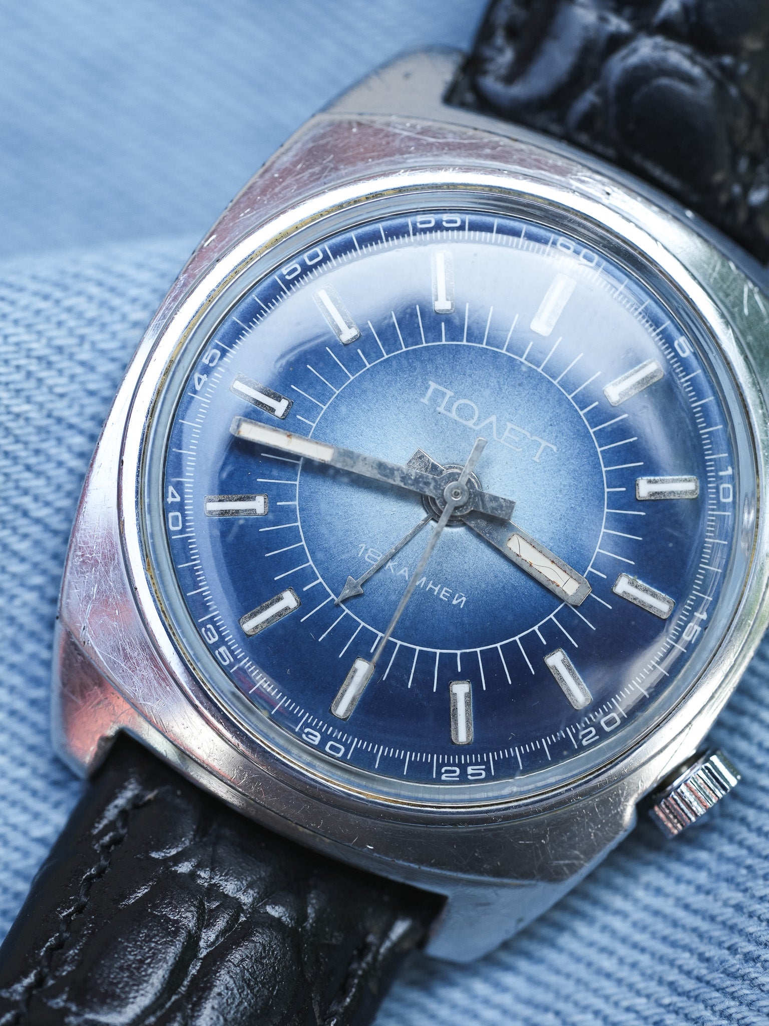 Poljot - Alarme Cadran Bleu - 1970s - Atelier Victor - Vintage Watch Shop