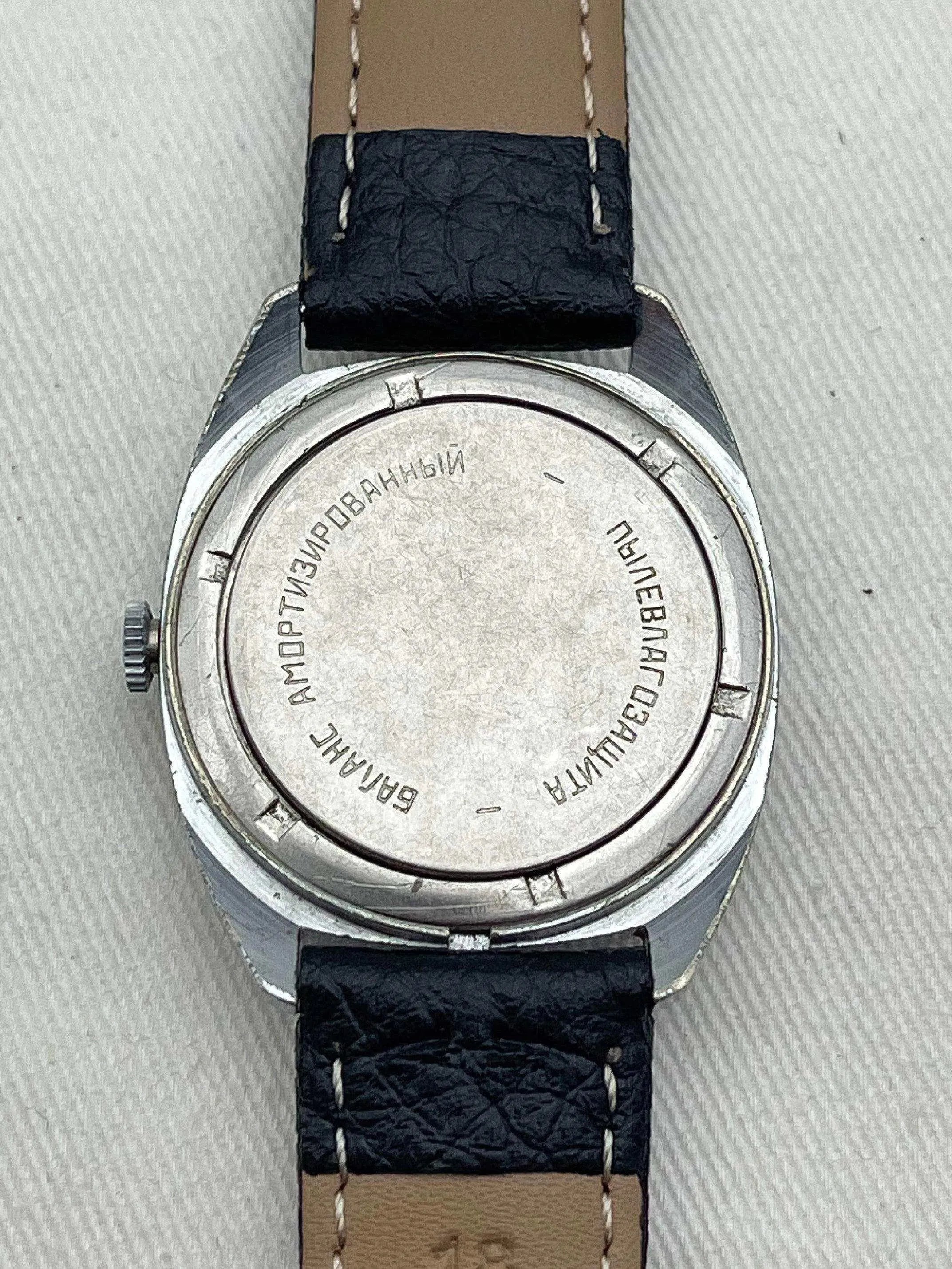 Poljot - Cadra noir date - 1970s - Atelier Victor Paris - Vintage Watch Shop Dubai