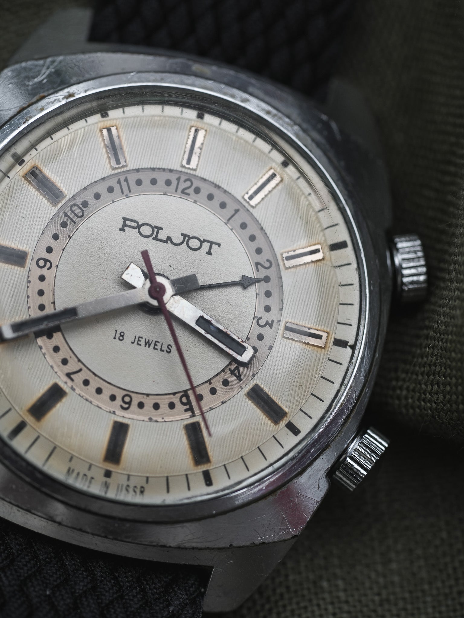Poljot - Double Index Alarme Acier - 1970s - Atelier Victor Paris - Vintage Watch Shop Dubai