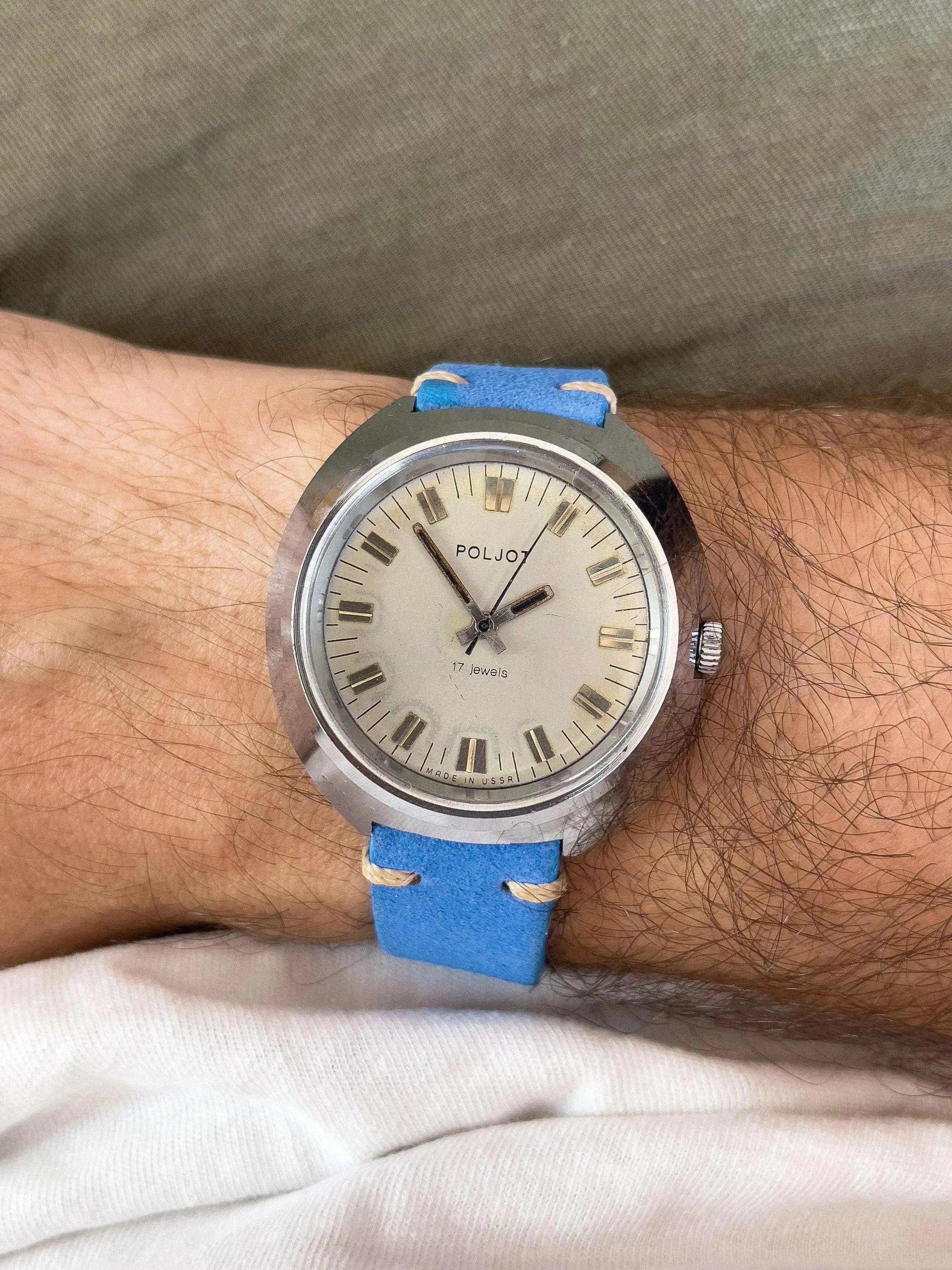 Poljot - Grey circle - 1970's - Atelier Victor Paris - Vintage Watch Shop Dubai