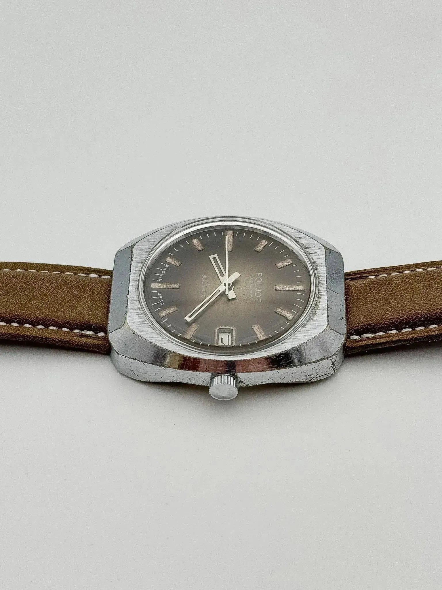 Poljot - Moka - 1970s - Atelier Victor Paris - Vintage Watch Shop Dubai