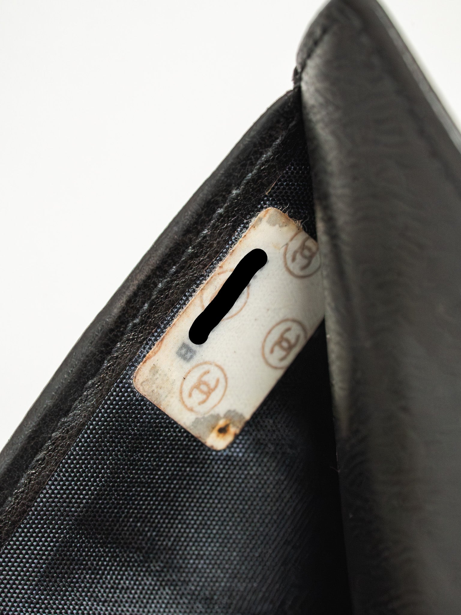 Portefeuille Chanel CC Cuir d'Agneau Noir (2000s)