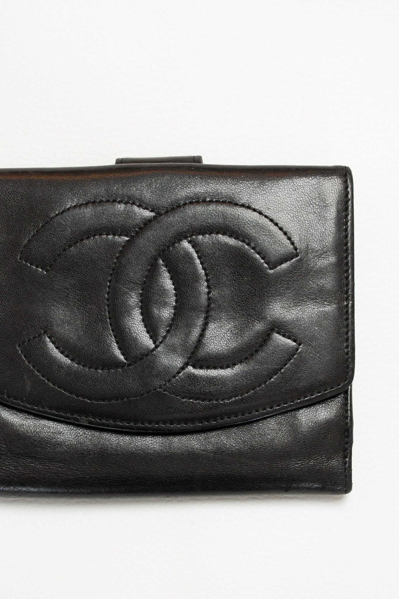 Wallet Chanel CC Black Lambskin Leather Vintage | Atelier Victor