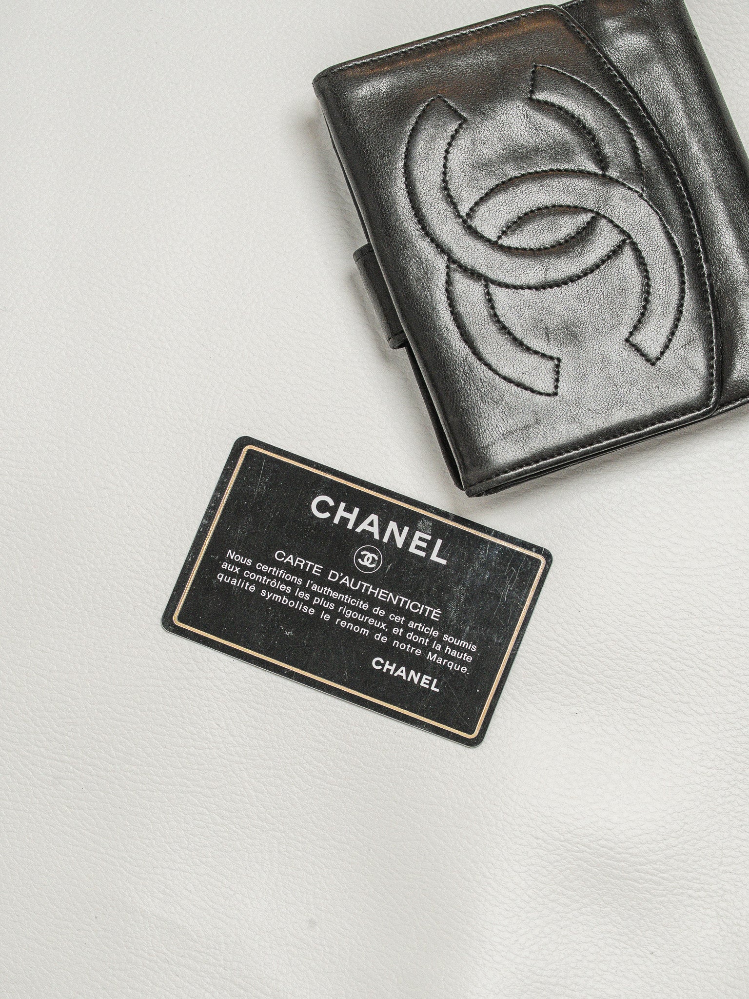 Portefeuille Chanel CC Cuir d'Agneau Noir (2000s)