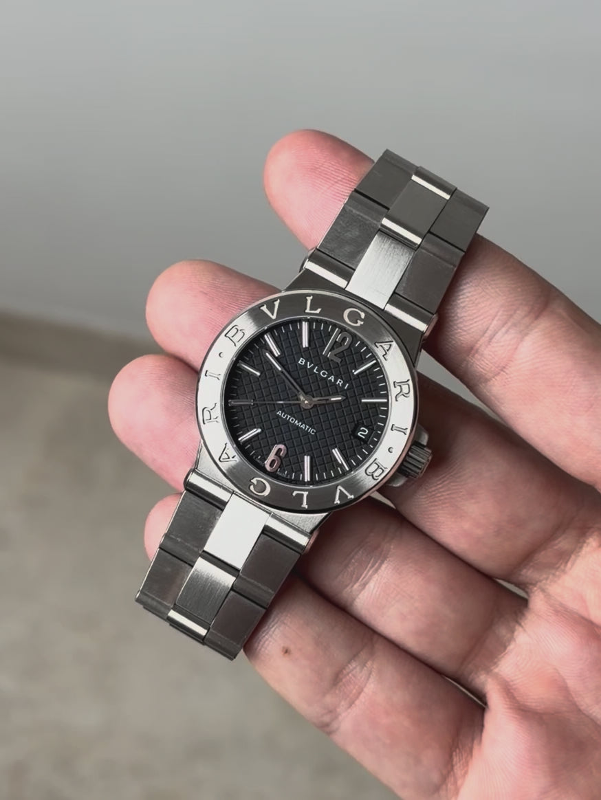 【最終価格】BVLGARI DIAGONO DG35S 自動巻 Часы Bvlgari Diagono (2010-е годы) - Реф. DG35S Черный Clous de