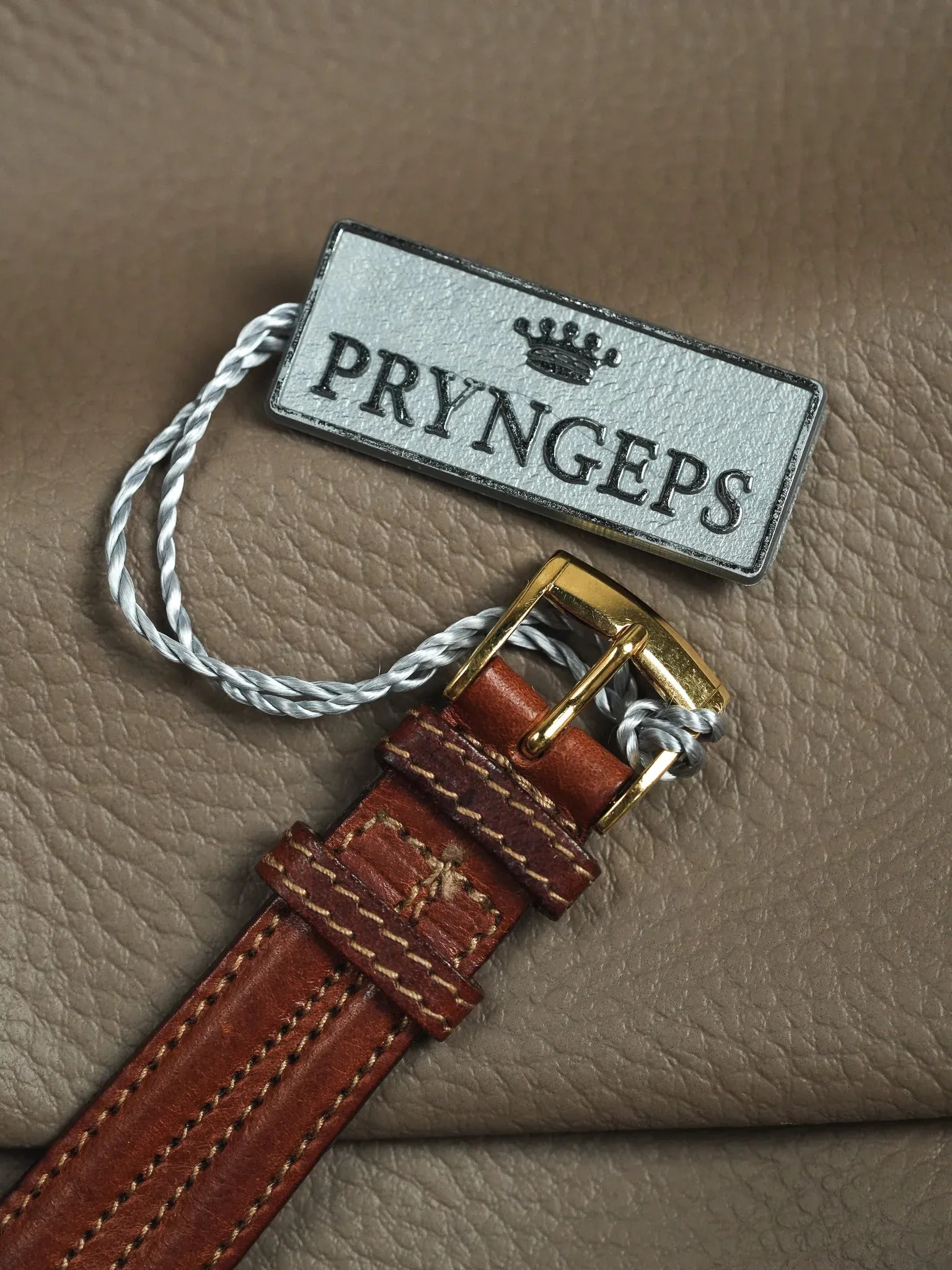 Pryngeps - Tonneau Lunette anthracite plaqué or - NOS - 1990s - Atelier Victor