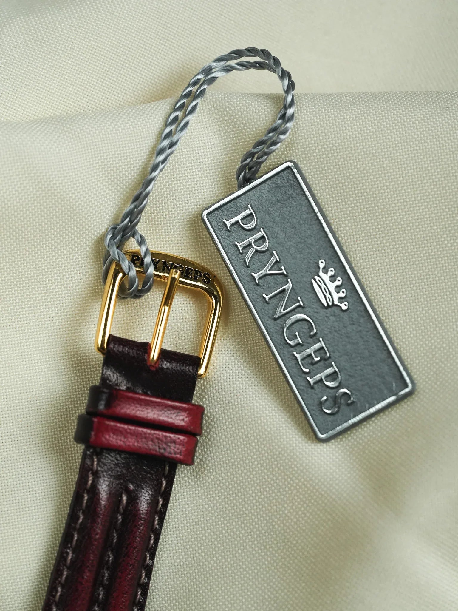 Pryngeps - Triple Date Phase de lunette Guilloché or cadran noir - NOS - 1990s - Atelier Victor