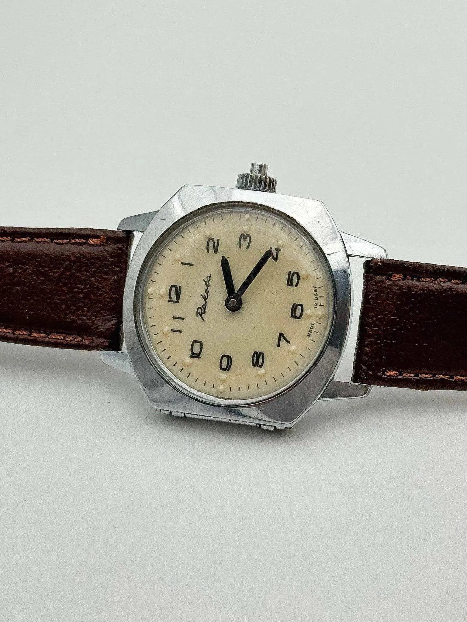 Raketa - Blind Cream Dial Brown Strap - 1980s - Atelier Victor Paris - Vintage Watch Shop Dubai