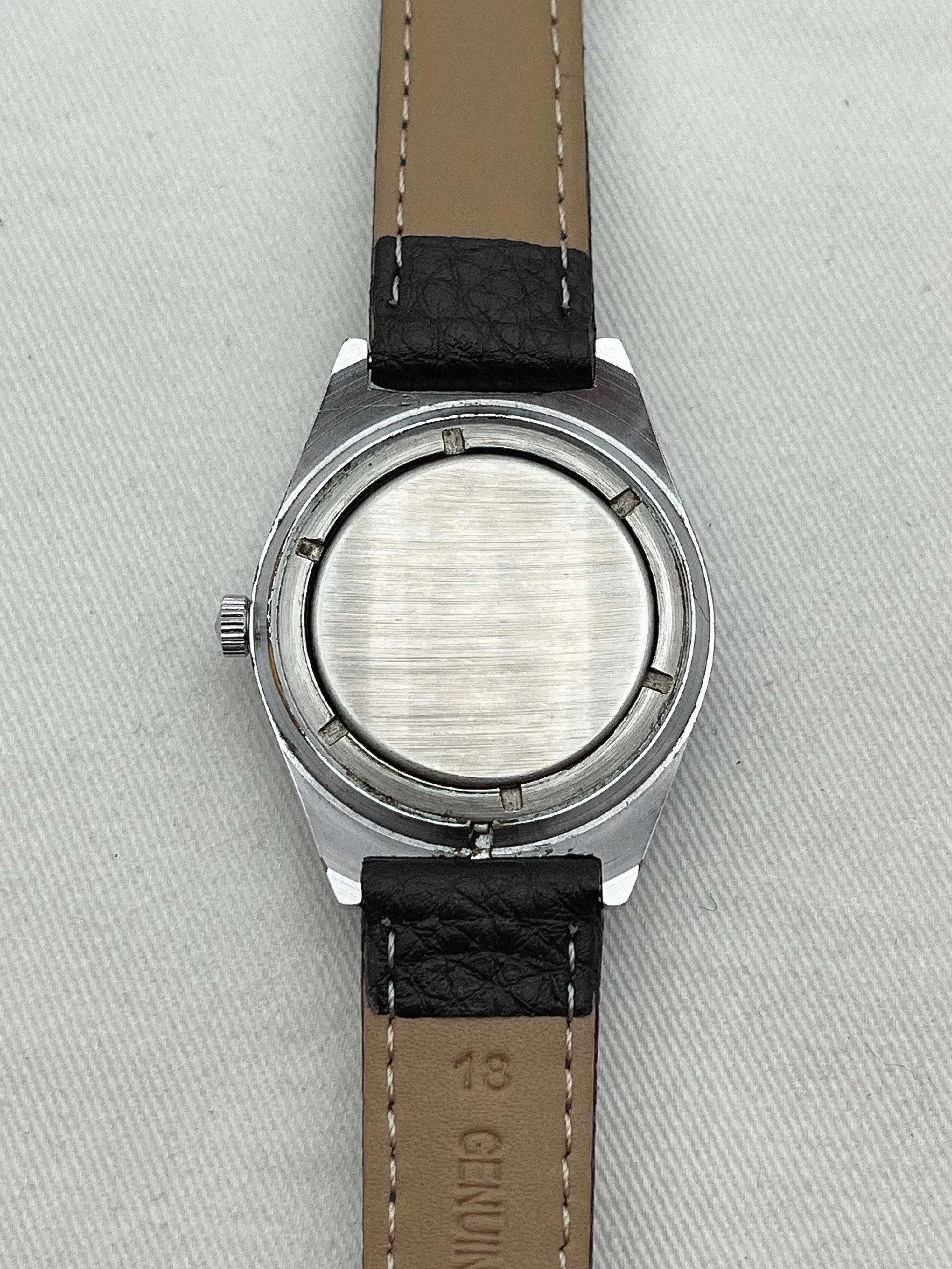 Raketa - Daydate Cream - 1970s - Atelier Victor - Vintage  Shop